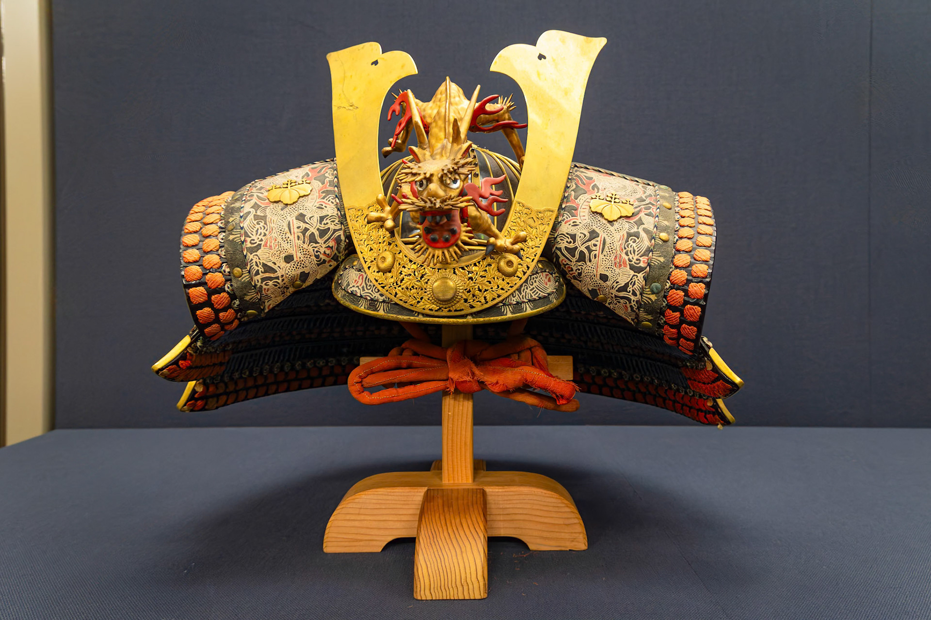 Ridged Helmet (Sujibuto) with Gradated Purple Lacing (Edo Period 18trh Century) on display at the Tokyo National Museum in Tokyo, Japan