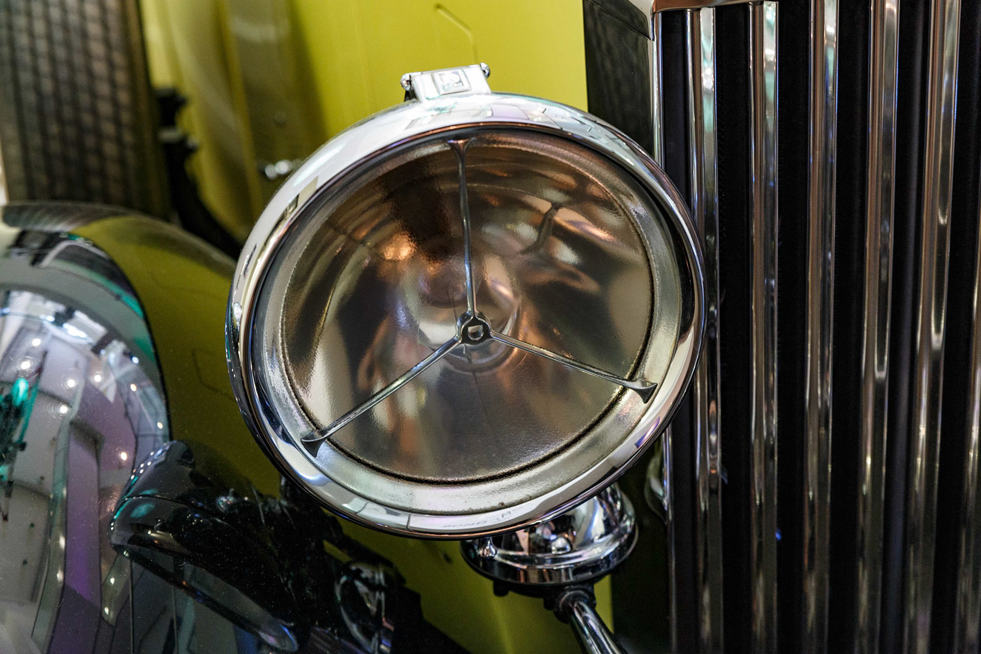 Rolls-Royce Phantom III from "Goldfinger", Bond in Motion in London, England