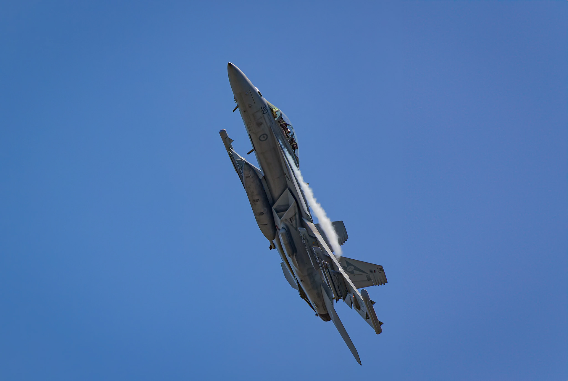 EA-18G Growler conducting rehearsal flights in the lead-up to the Brisbane Festival Riverfire, Australia
