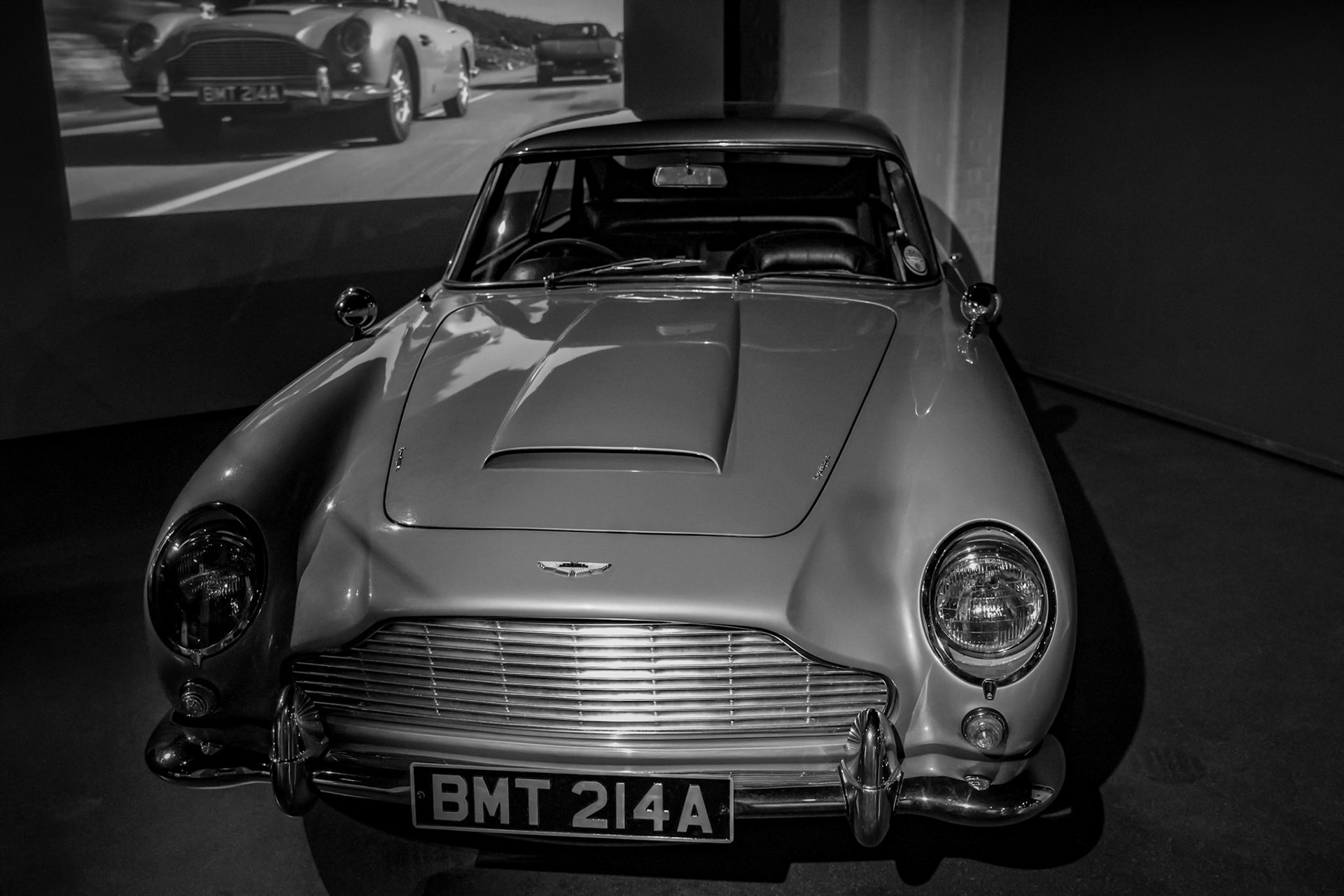 Aston Martin DB5 from "GoldenEye", Bond in Motion in London, England