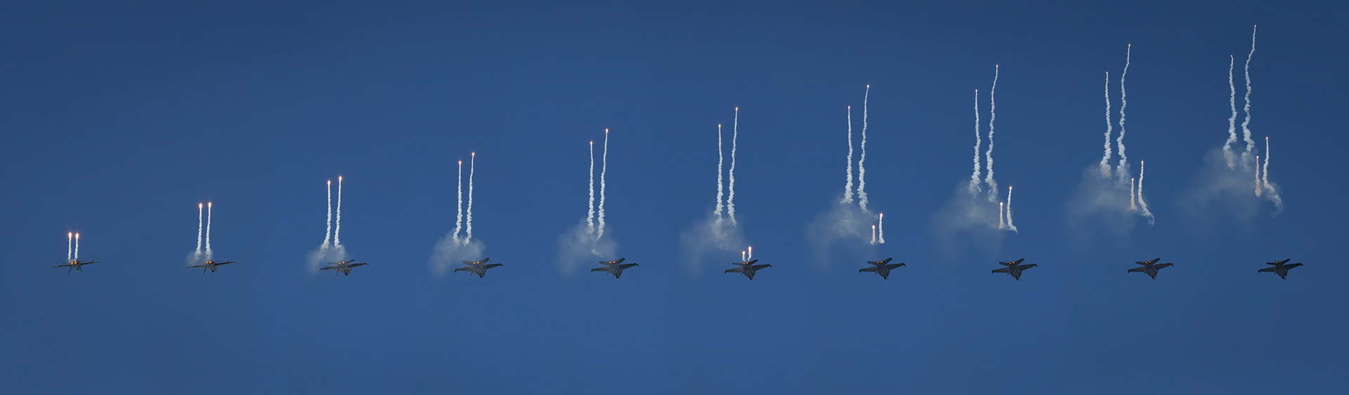 RAAF FA-18 Super Hornet (203) Handling Display at the Pacific Airshow on the Gold Coast, Australia