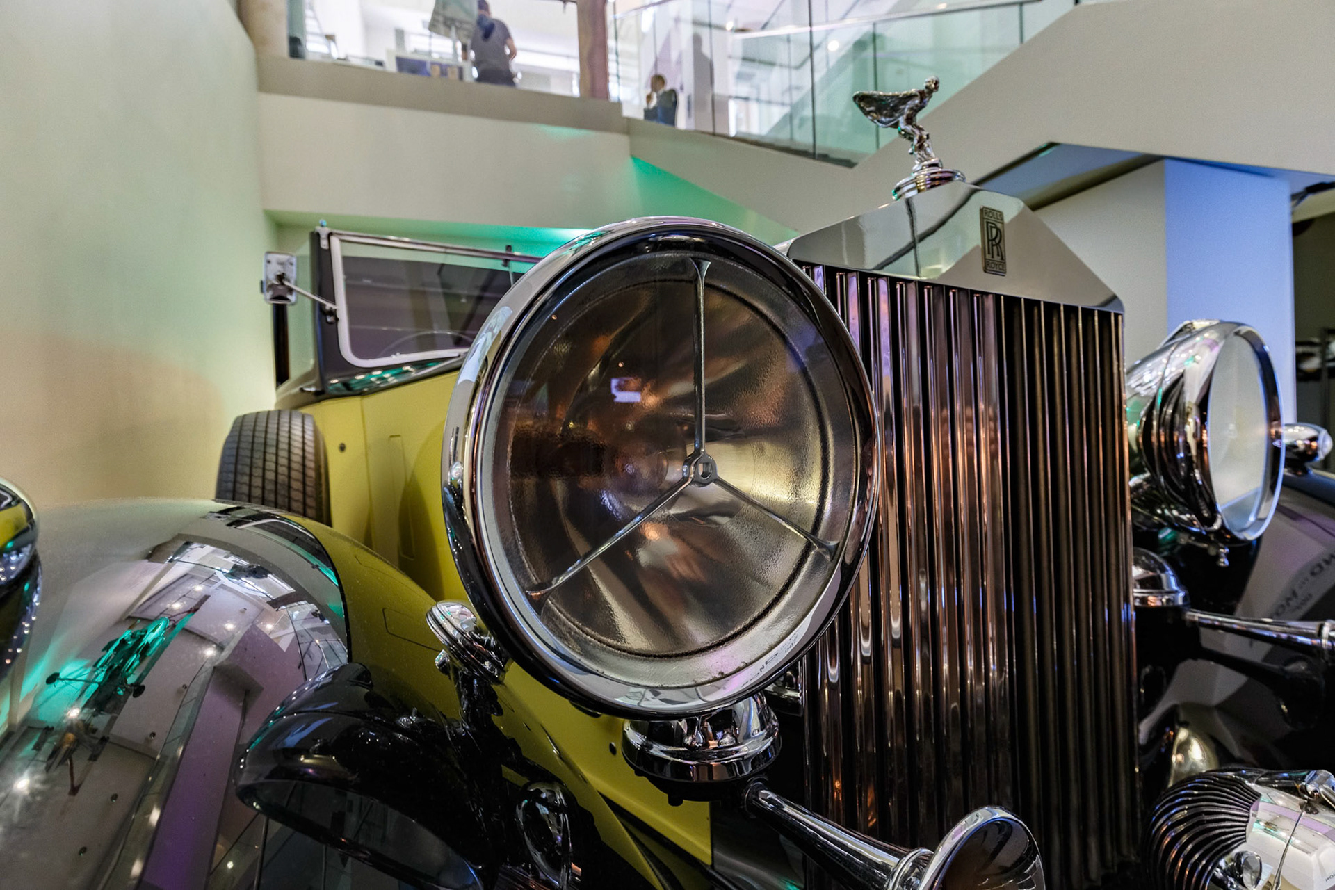 Rolls-Royce Phantom III from "Goldfinger", Bond in Motion in London, England