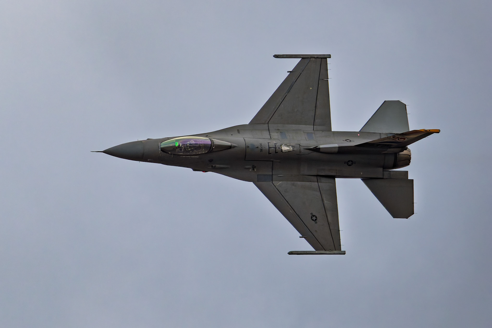 US AIr Force F-16 (90-0736) with the Tail scheme for the 70th anniversary of the U.S. Republic of Korea Alliance on display at the Avalon Airshow in Victoria, Australia