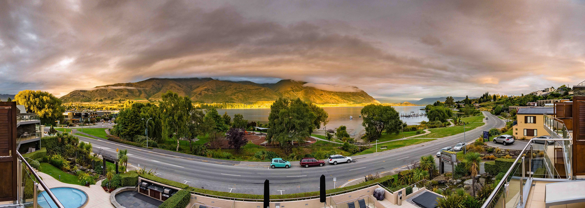 The view from Lake View in Wanaka, New Zealand