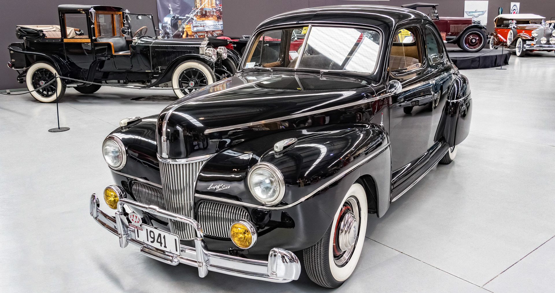 1941 Super Deluxe on display at Warbirds and Wheels in Wanaka, New Zealand