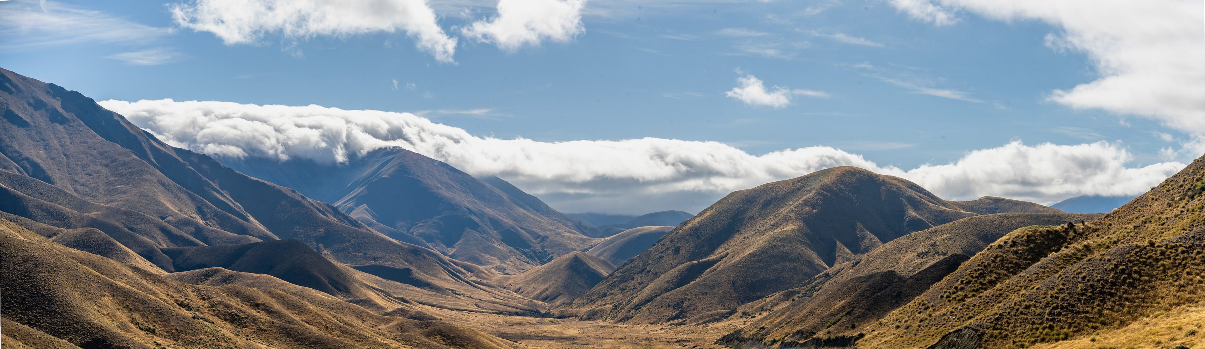 A large panorama of the mountains in Central Otago New Zealand