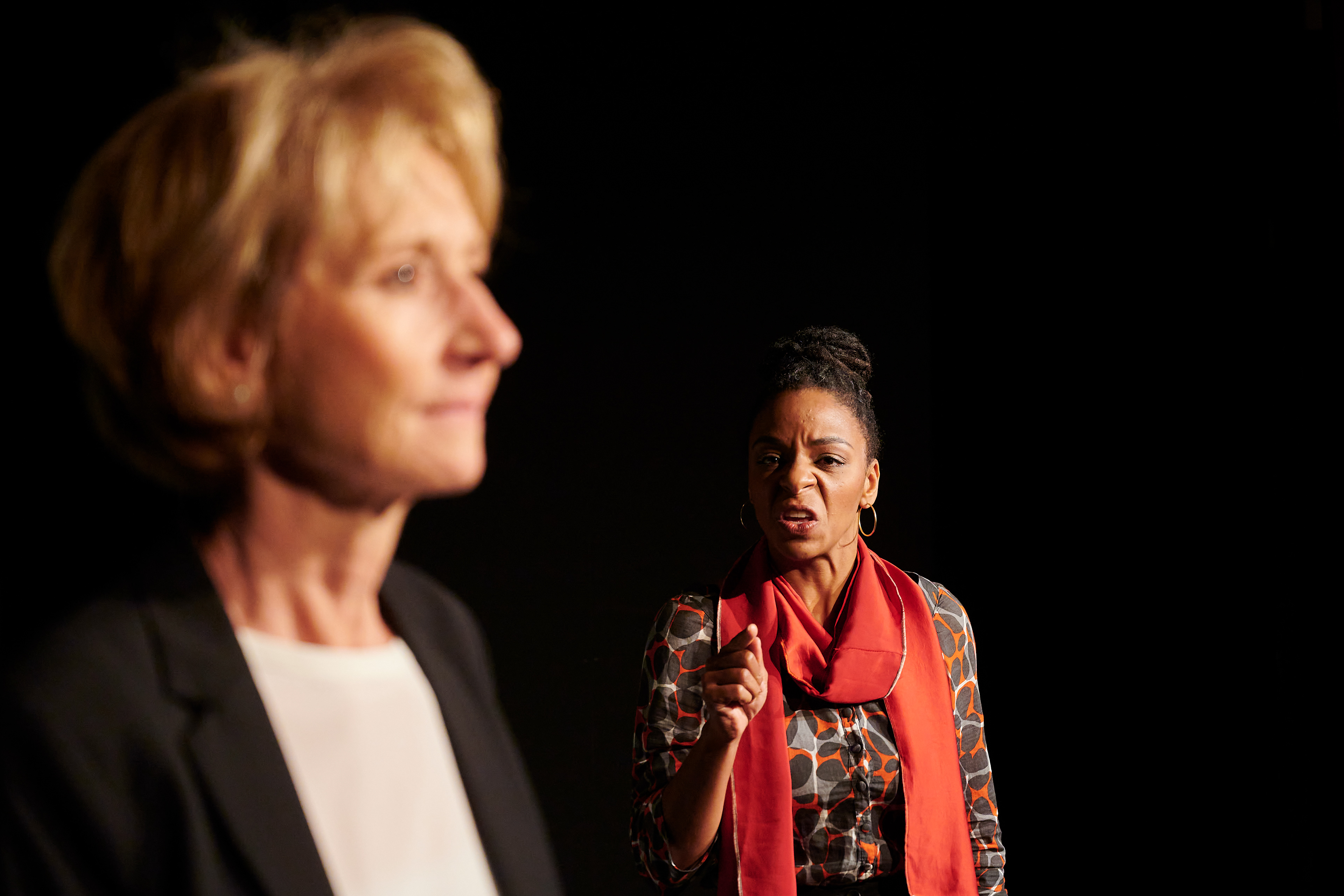 Theater Matte: Präsidentensuite, Luisa Wolf, Ursula Eberle