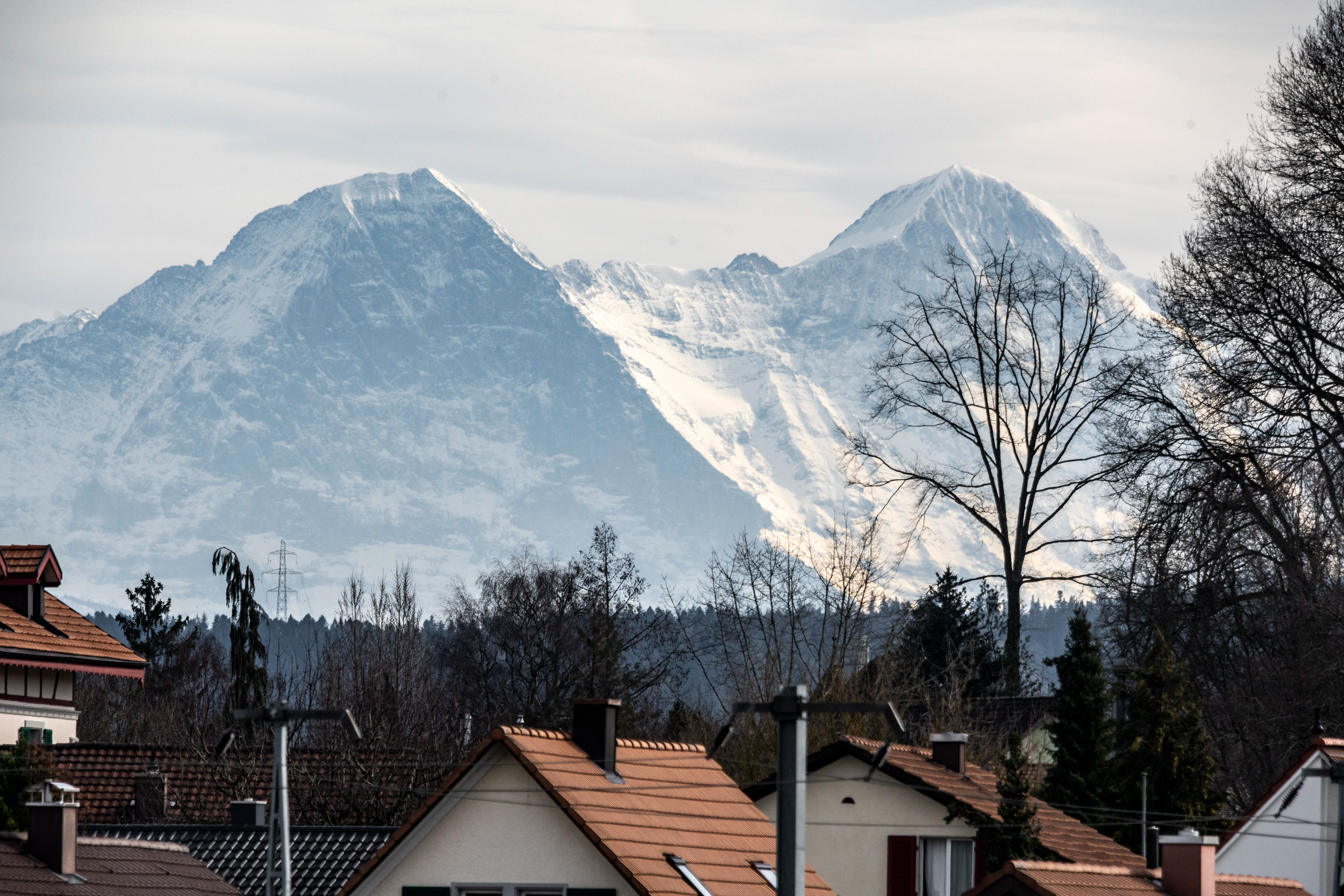 © Rolf Veraguth - Burgdorf mit Eiger und Mönch