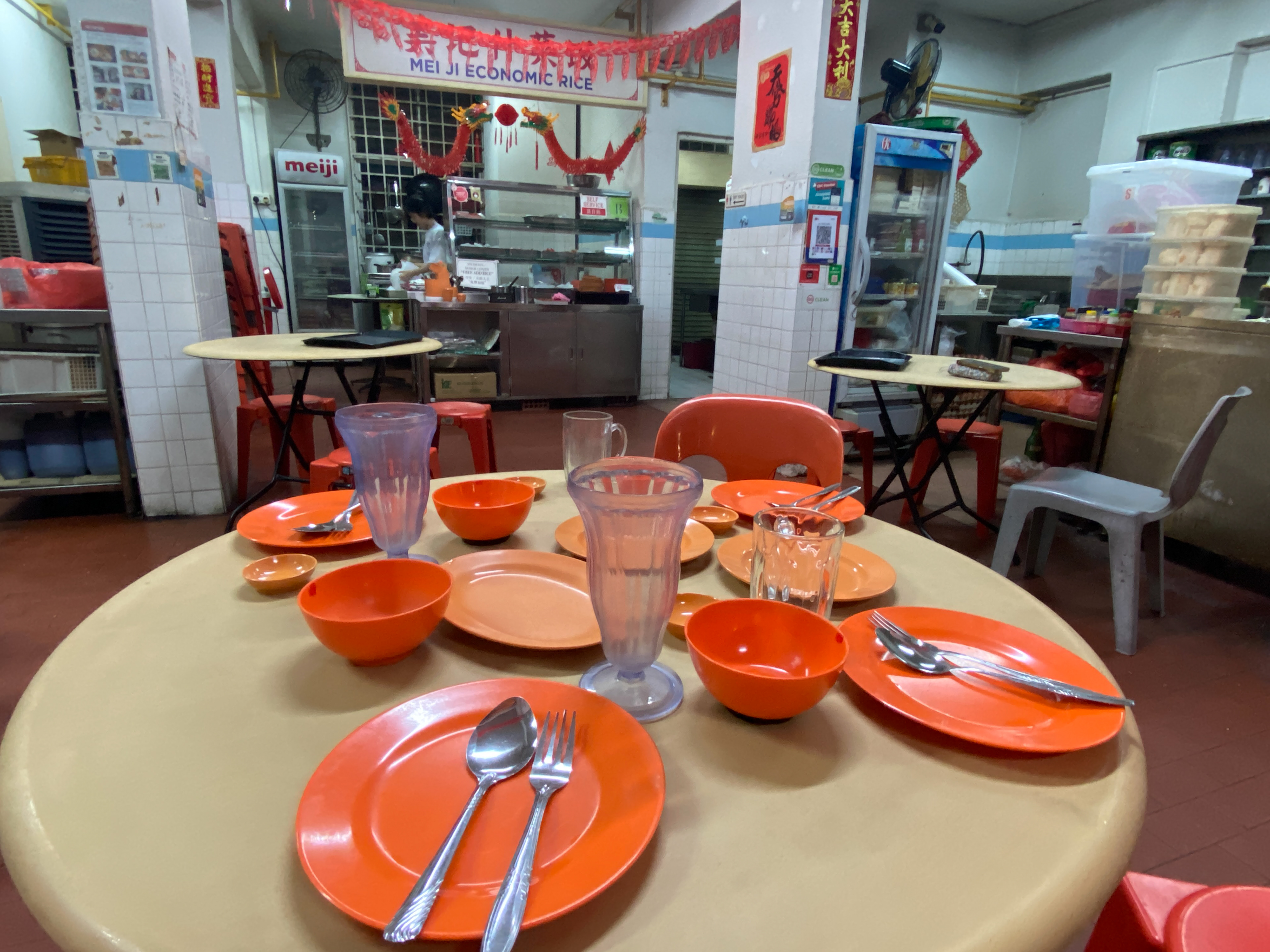 Table settings up