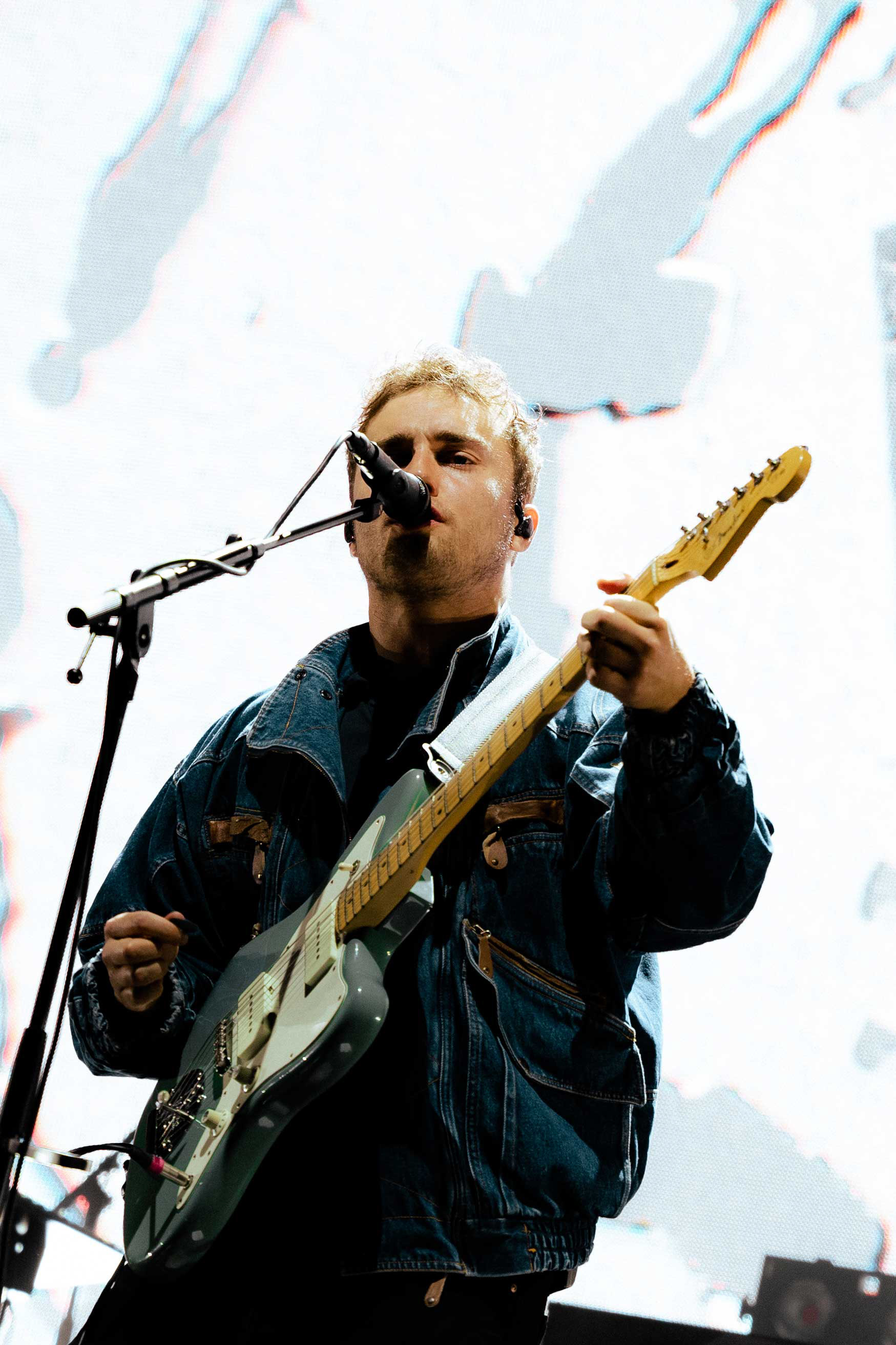 sam fender