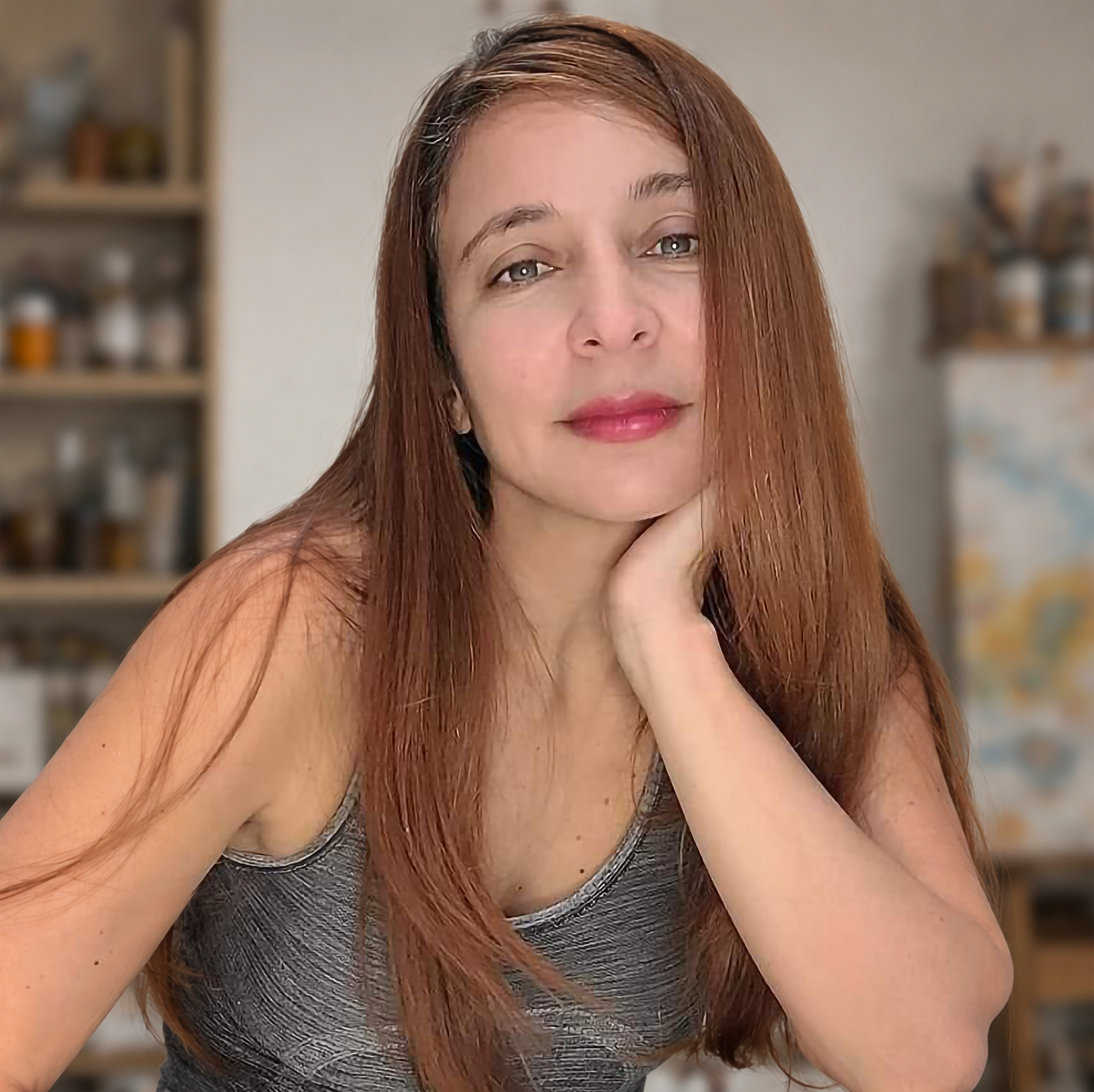 Carolina Vargas Reis contemporary painter portrait