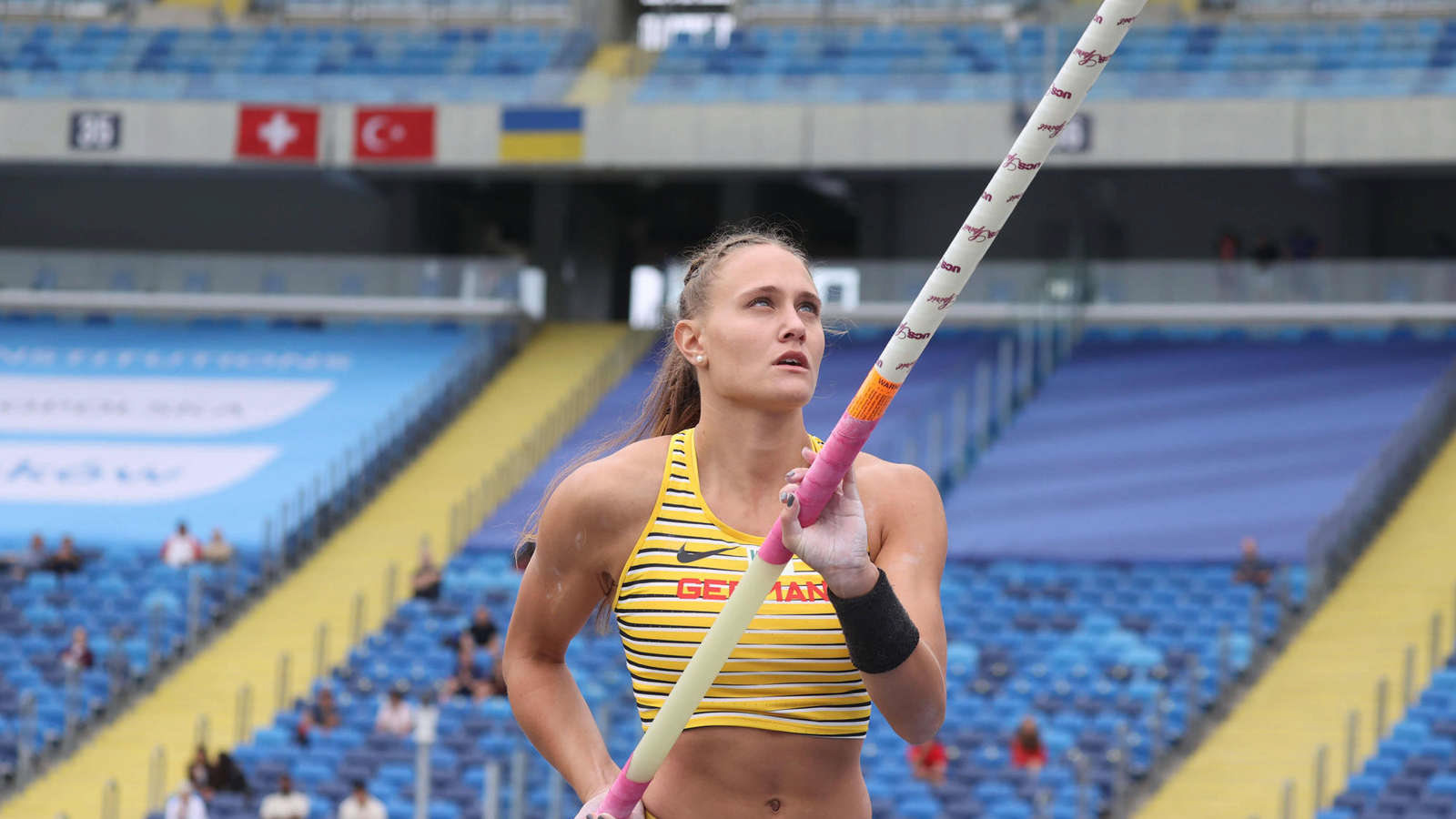 Sarah Vogel - Performance Boost Athletin