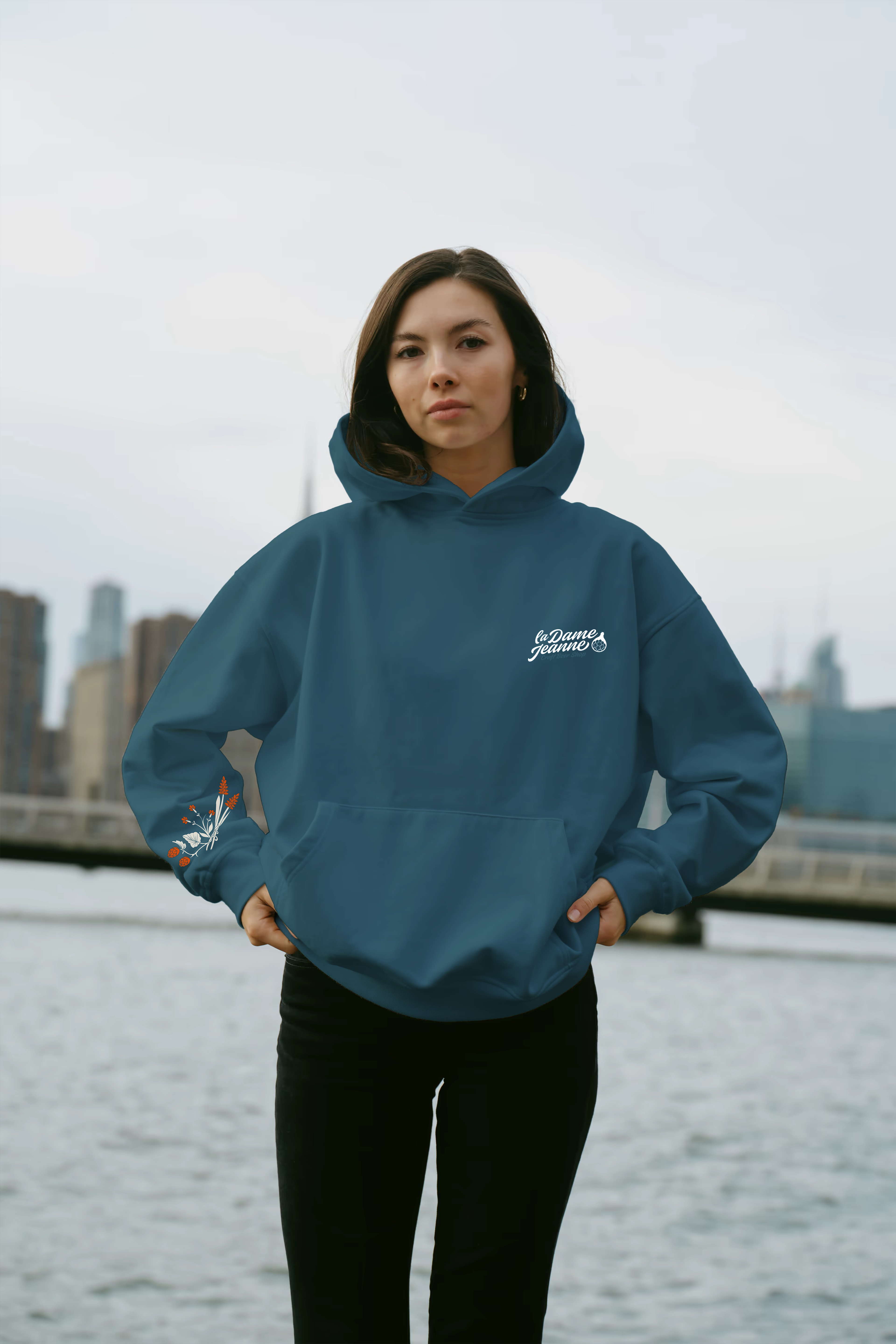 Sweat recto logo et manche personnalisée