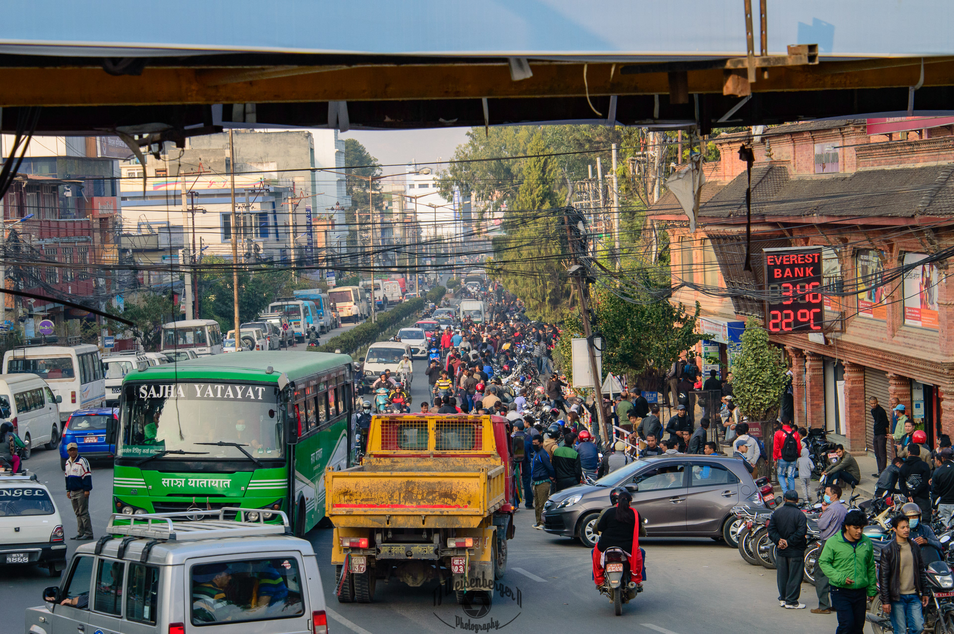 2015 Nepal Blockade - Fuel Shortage, I played cards with some taxi drivers who were on day eight waiting in line and were still far away from the petrol station. - Kathmandu, Nepal