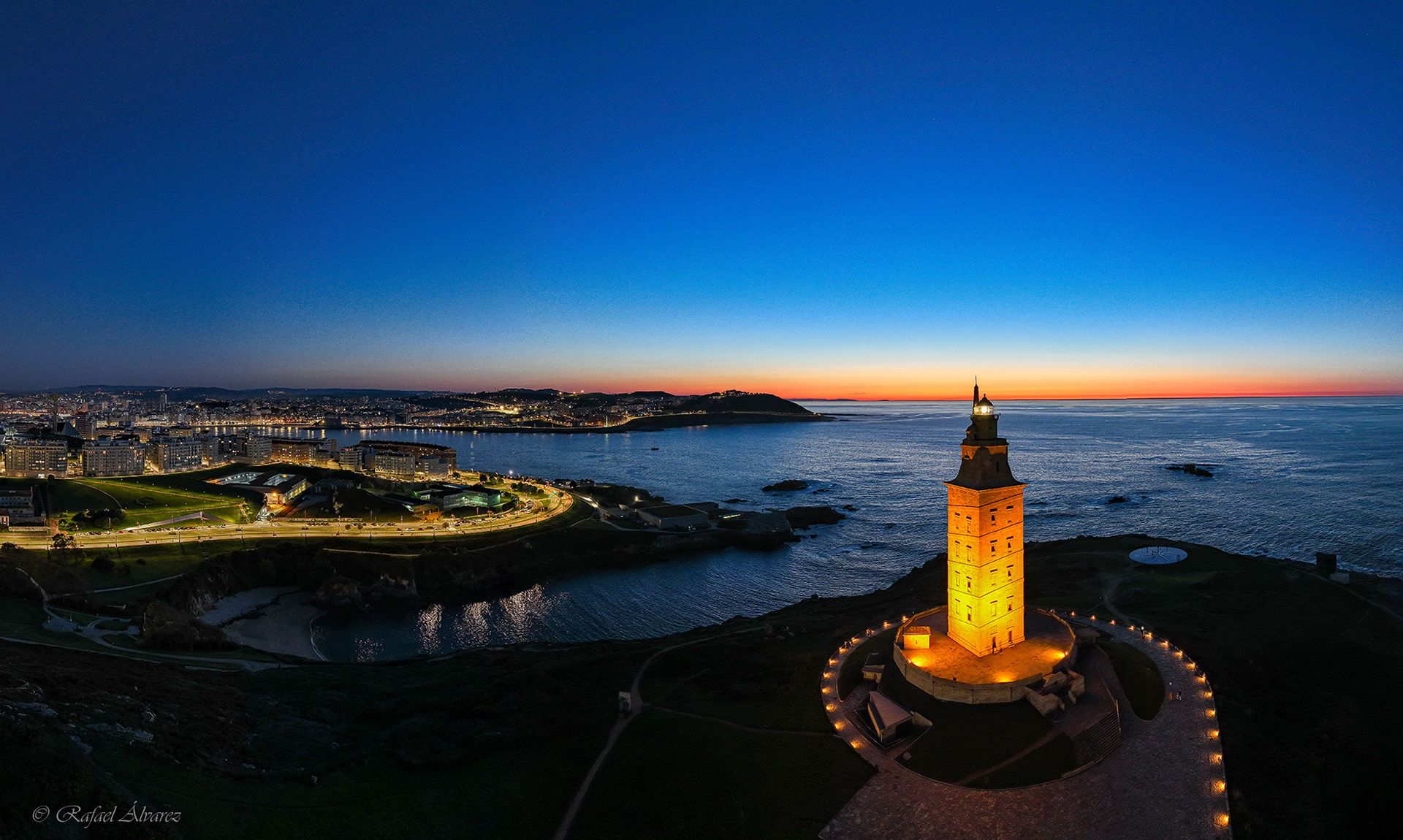 Nocturna Torre Hercules