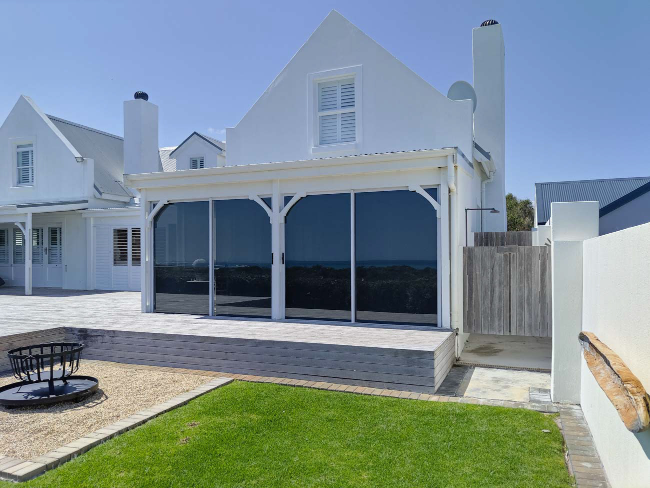 Rollerblinds by Clearbars Cape Town