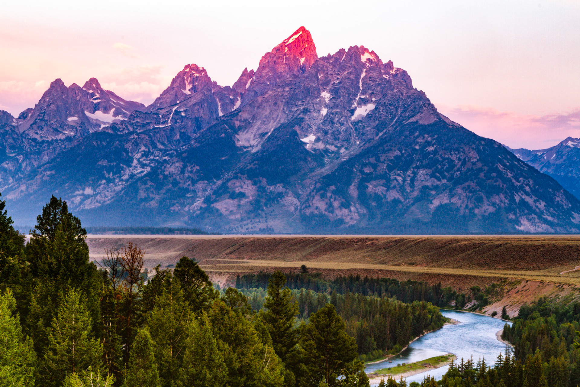 An early morning view of the Teton range from the Snake River Overlook in Grand Teton National Park.