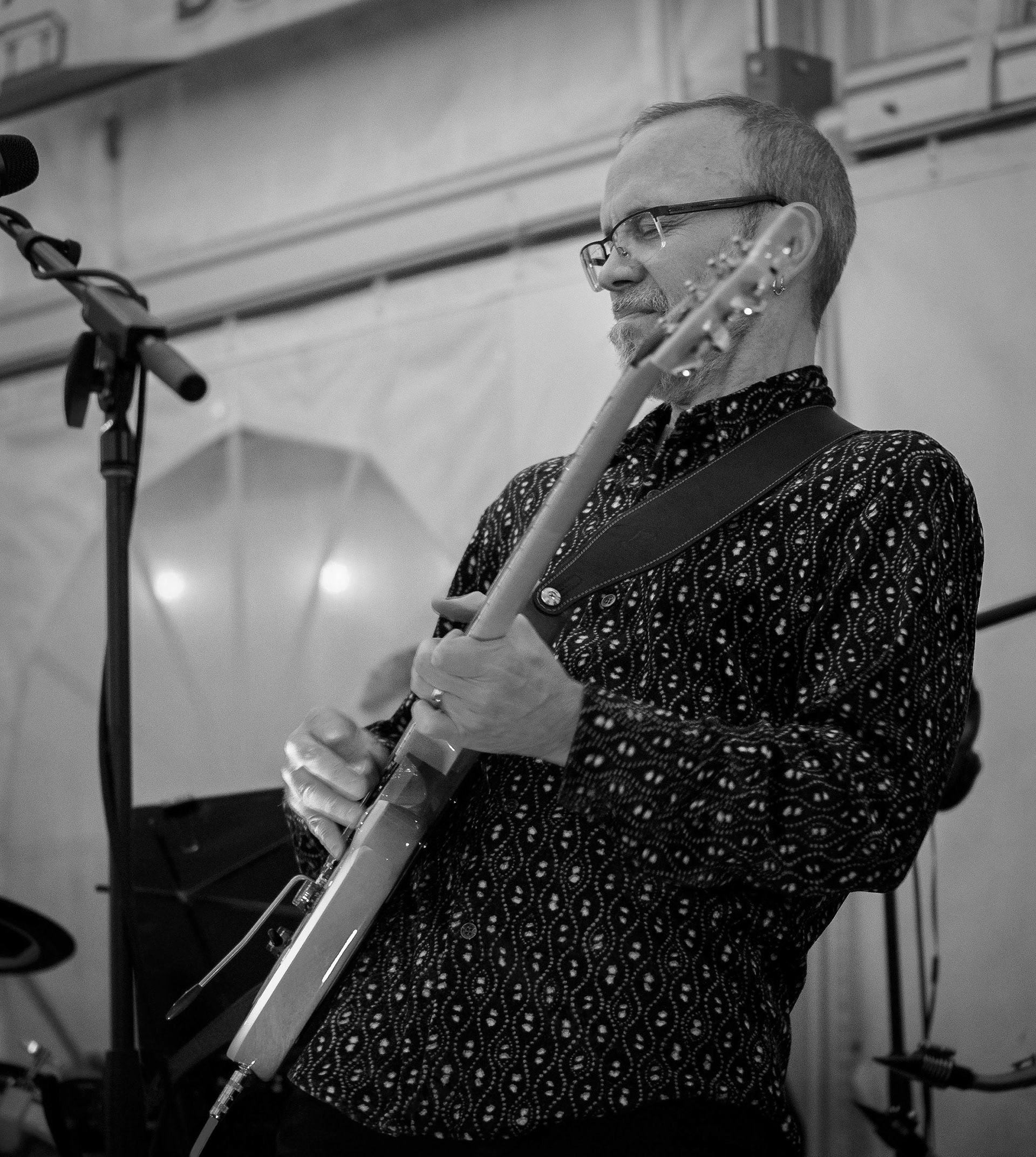 Johnathon North: Guitar / Vocals • Hailing from Ohio, Johnathon has played on stages throughout the country, and he's had original songs on mainstream radio, television, and film. Over many years of playing, he's opened shows for a wide range of acclaimed acts such as Joan Jett, Bad Company, Matthew Sweet, and more. Johnathon also performs with Rock Hat, The Dune Brothers, and Manitou Blues.