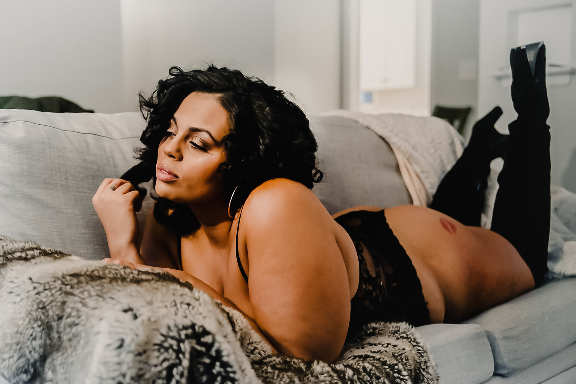 By Chelsea Irons Light | Toledo Ohio Area Lifestyle Portrait & Studio  Photographer - boudoir/empowerment /