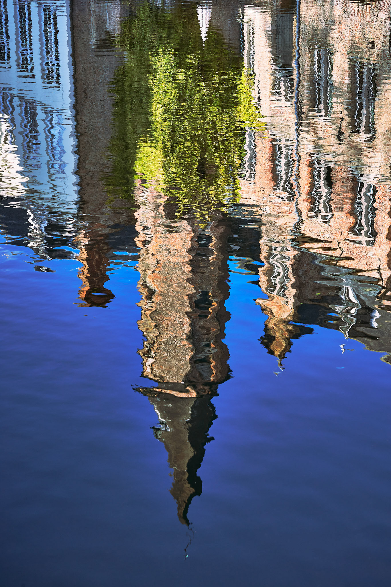 Reflections Rozenhoedkaai, Bruges