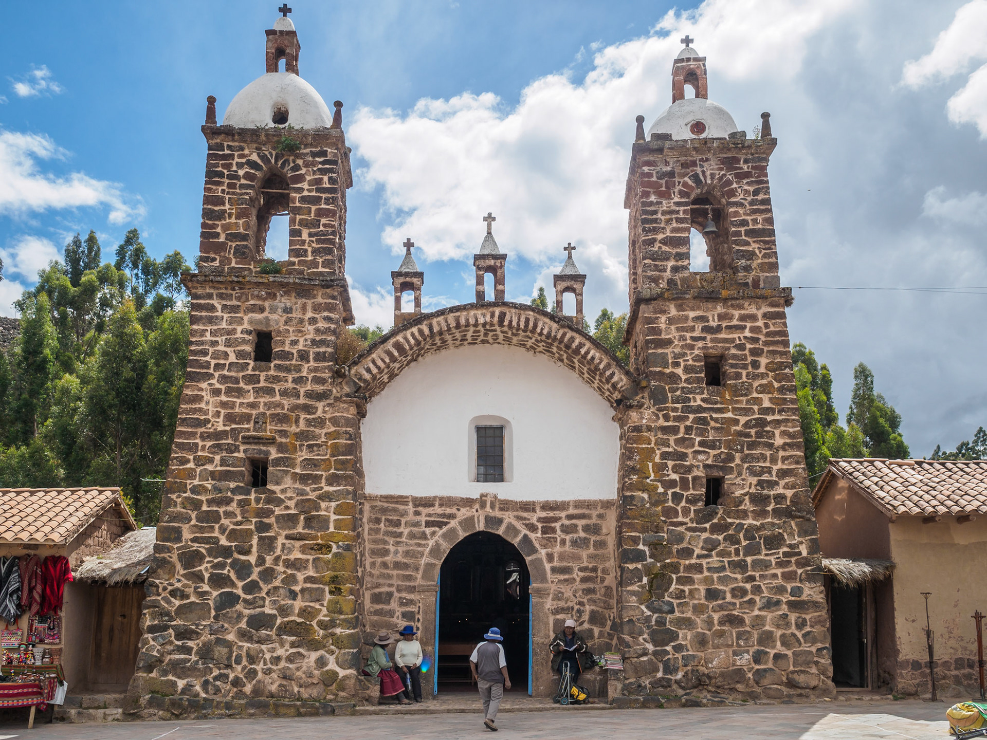 Iglesia en Raqchi
