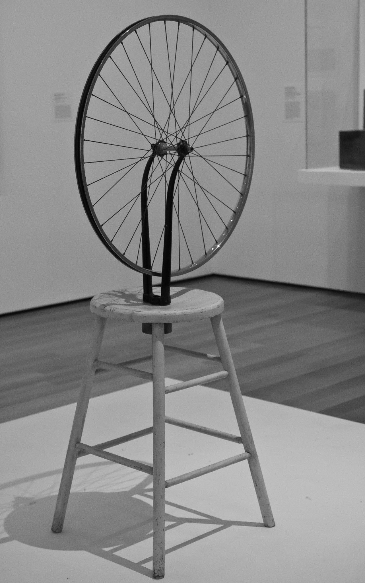 Rueda de Bicicleta de M. Duchamp (MoMA)