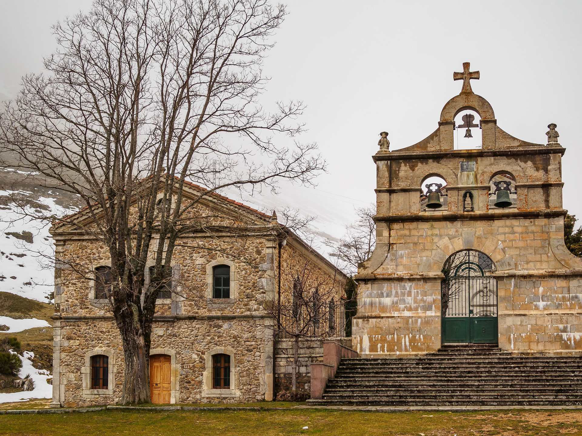 Santuario de Nuestra Señora del Brezo