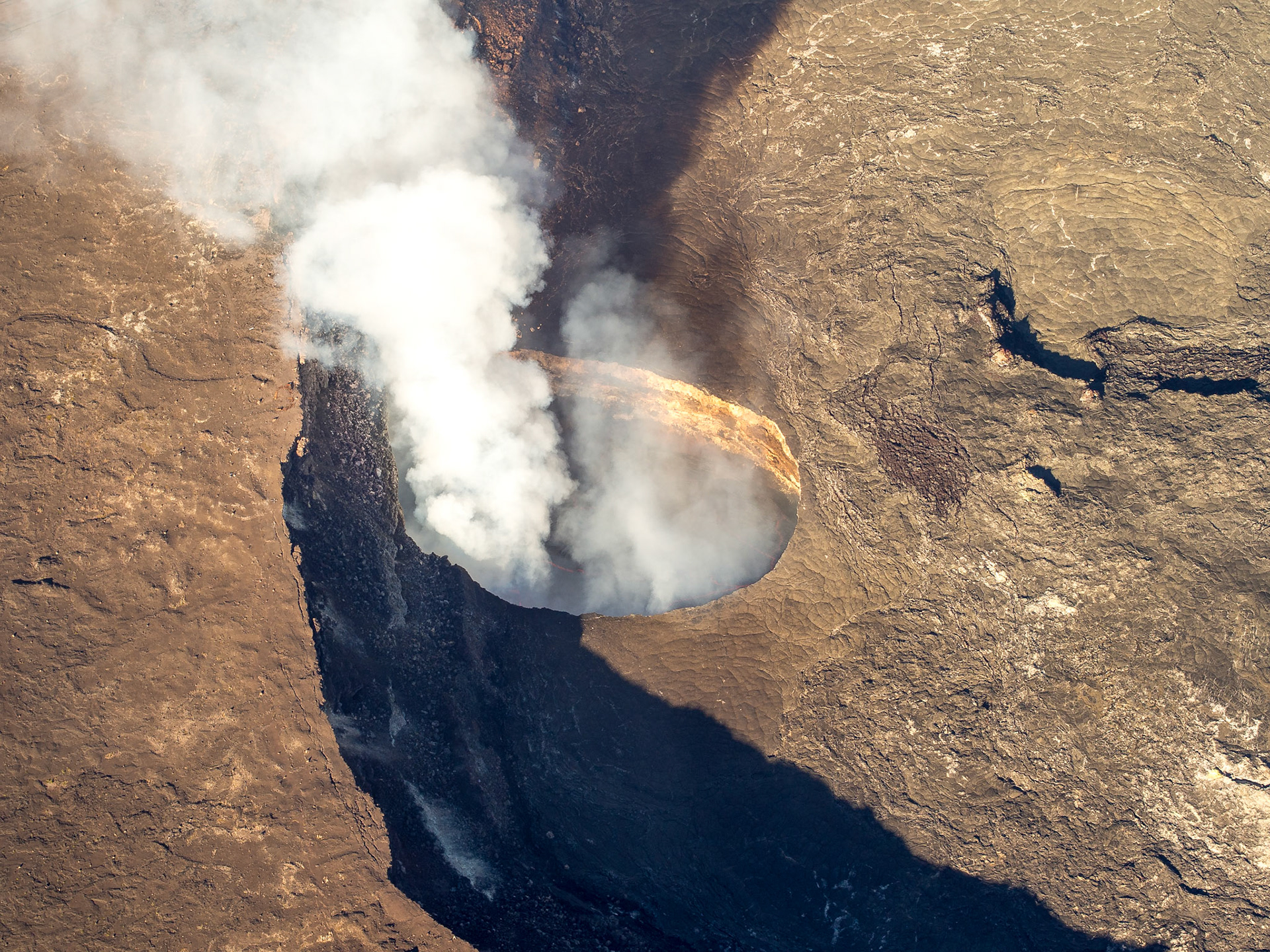 Halema'uma'u Crater