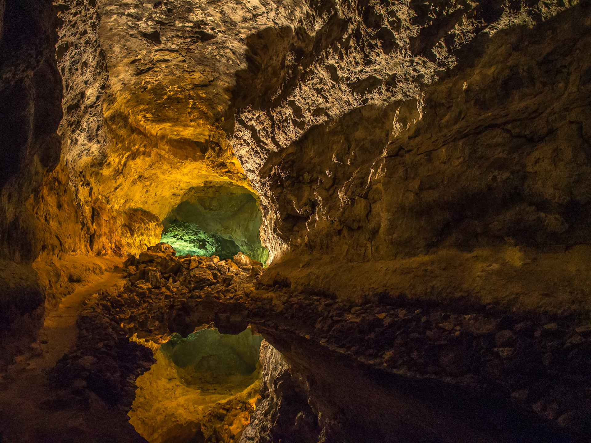 Cueva de los Verdes