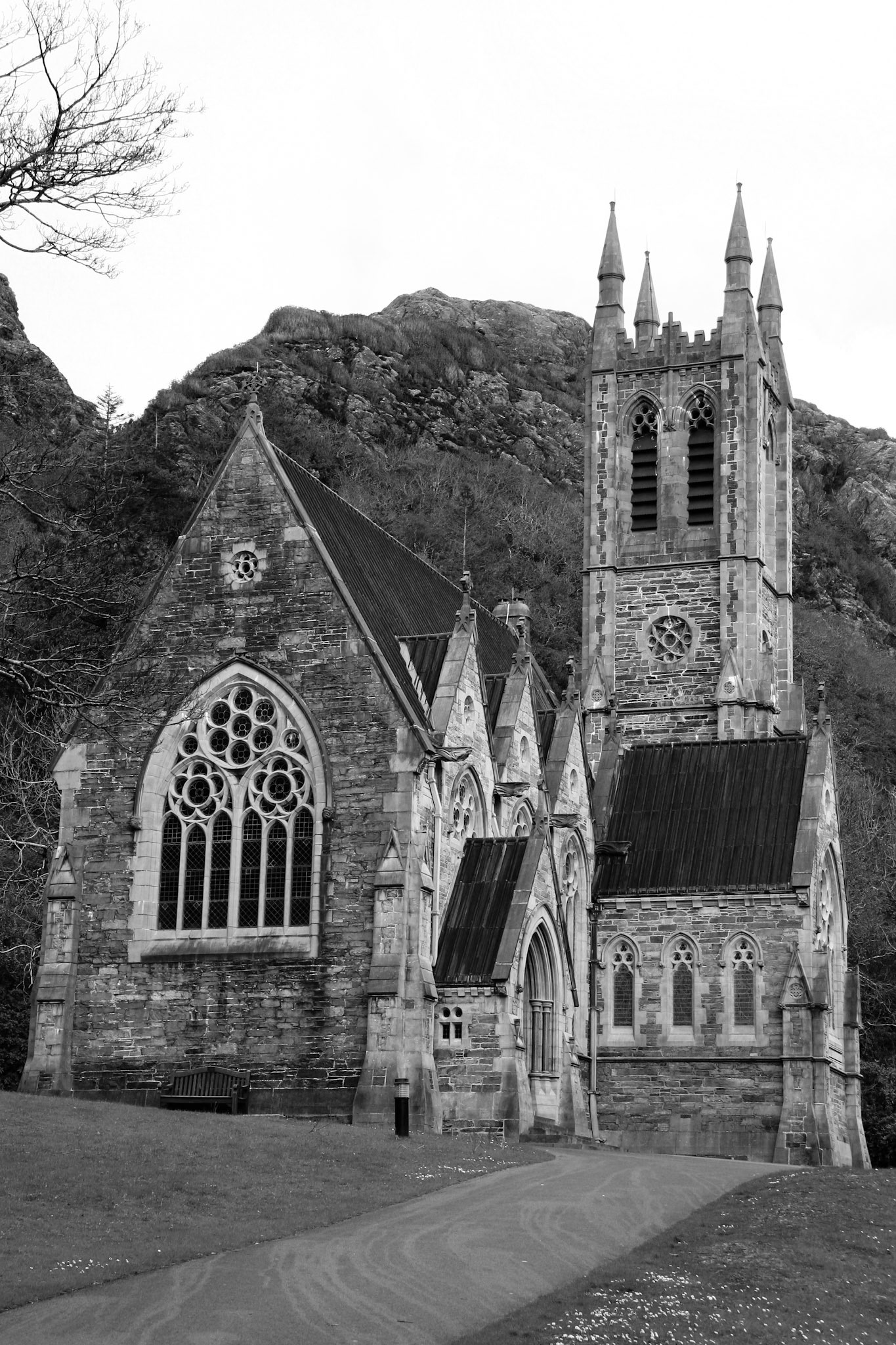 Gothic church (Kylemore)
