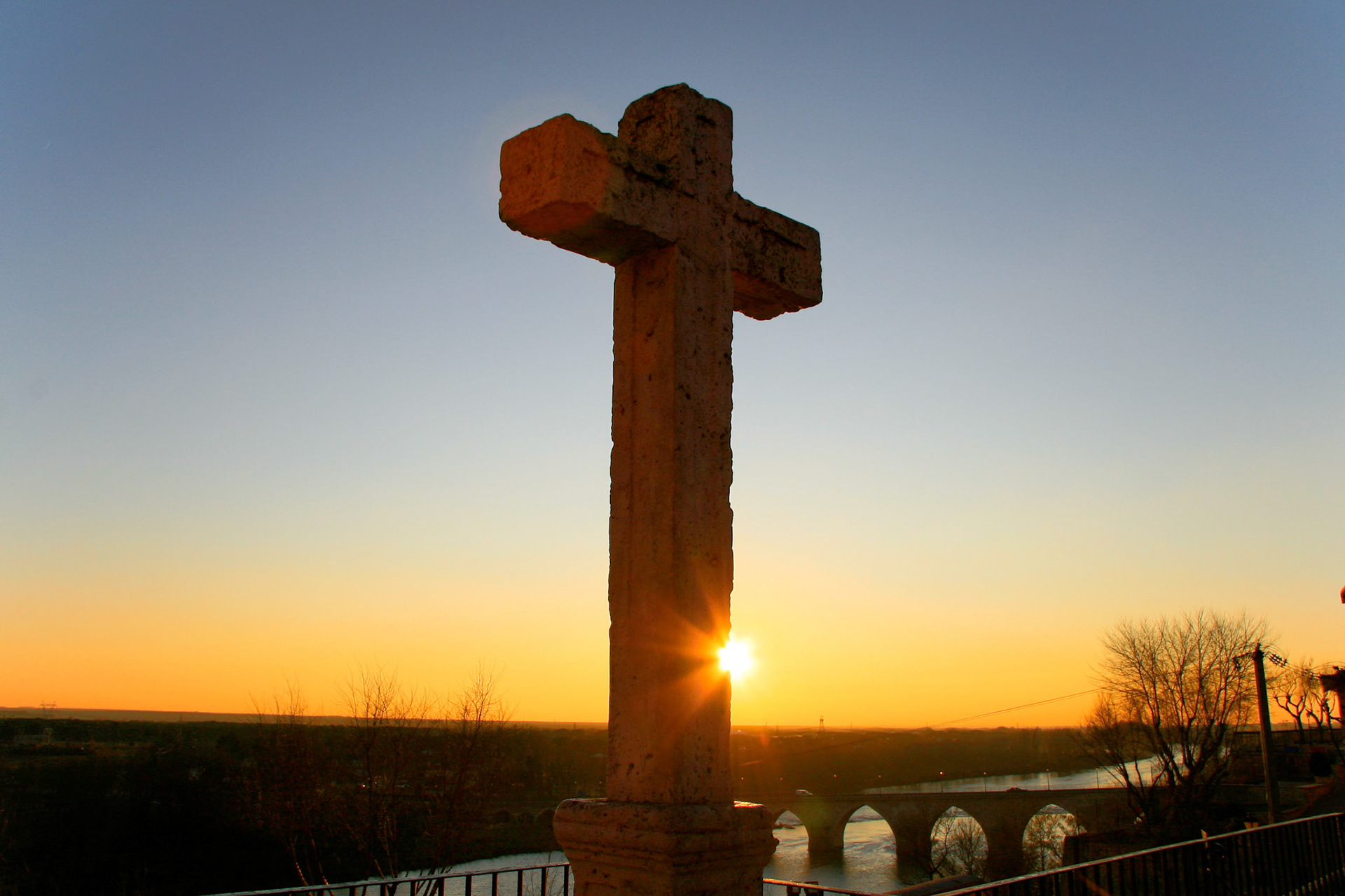 Cruz del Monasterio de Santa Clara
