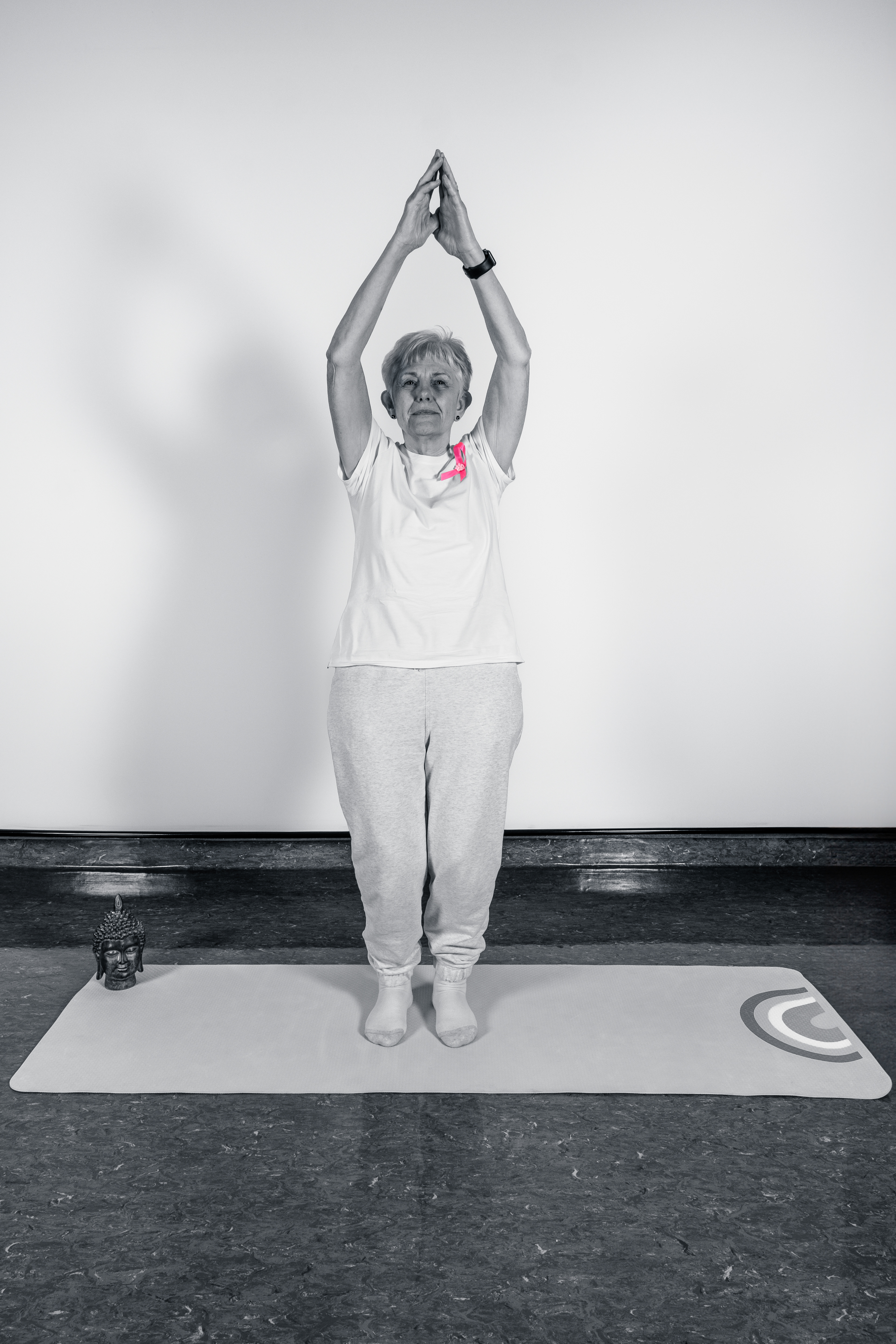 Utkaṭāsana / Sedia yogica. Movimento del corpo, serenità di cuore e mente.