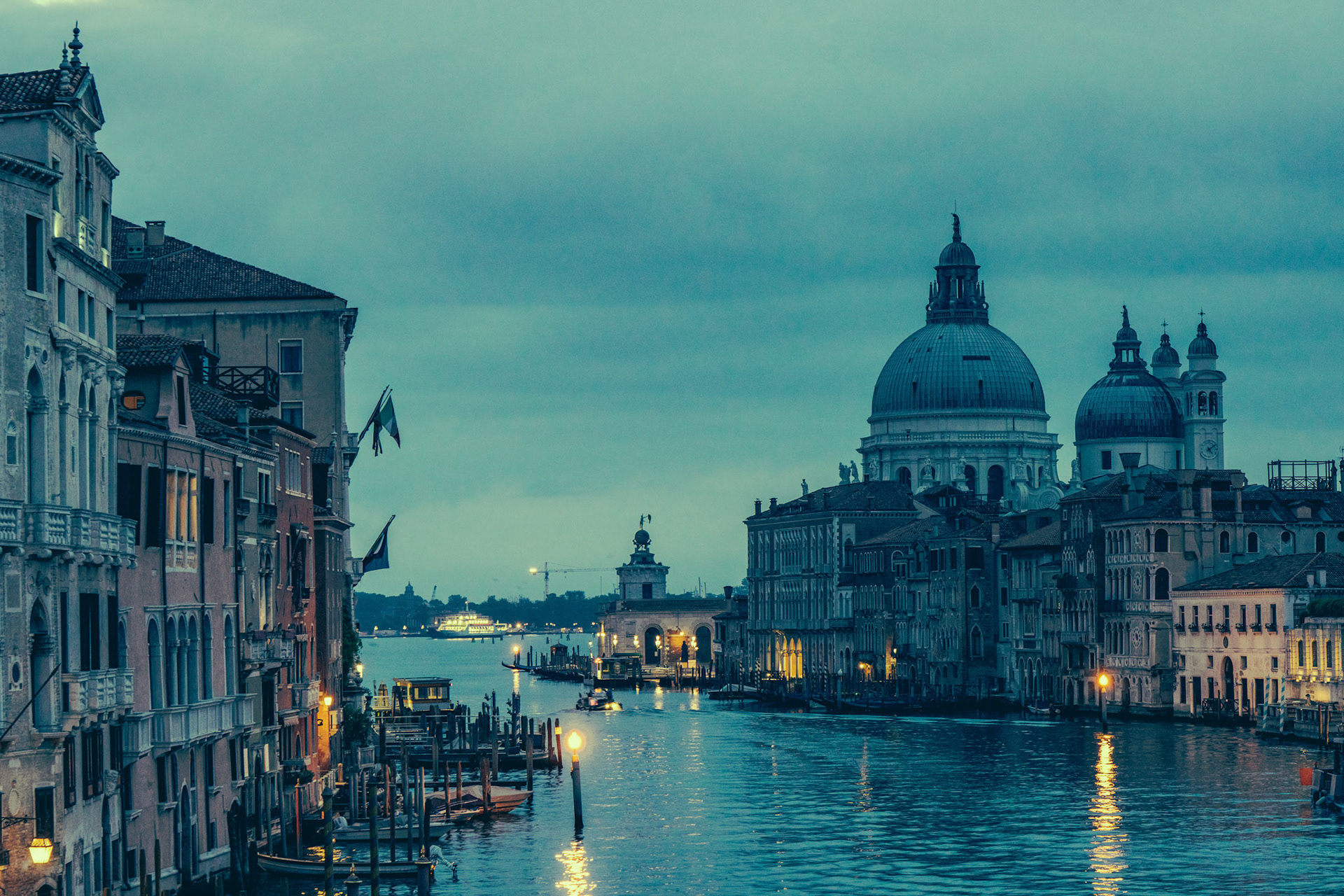 Canale Grande, Very Early Morning