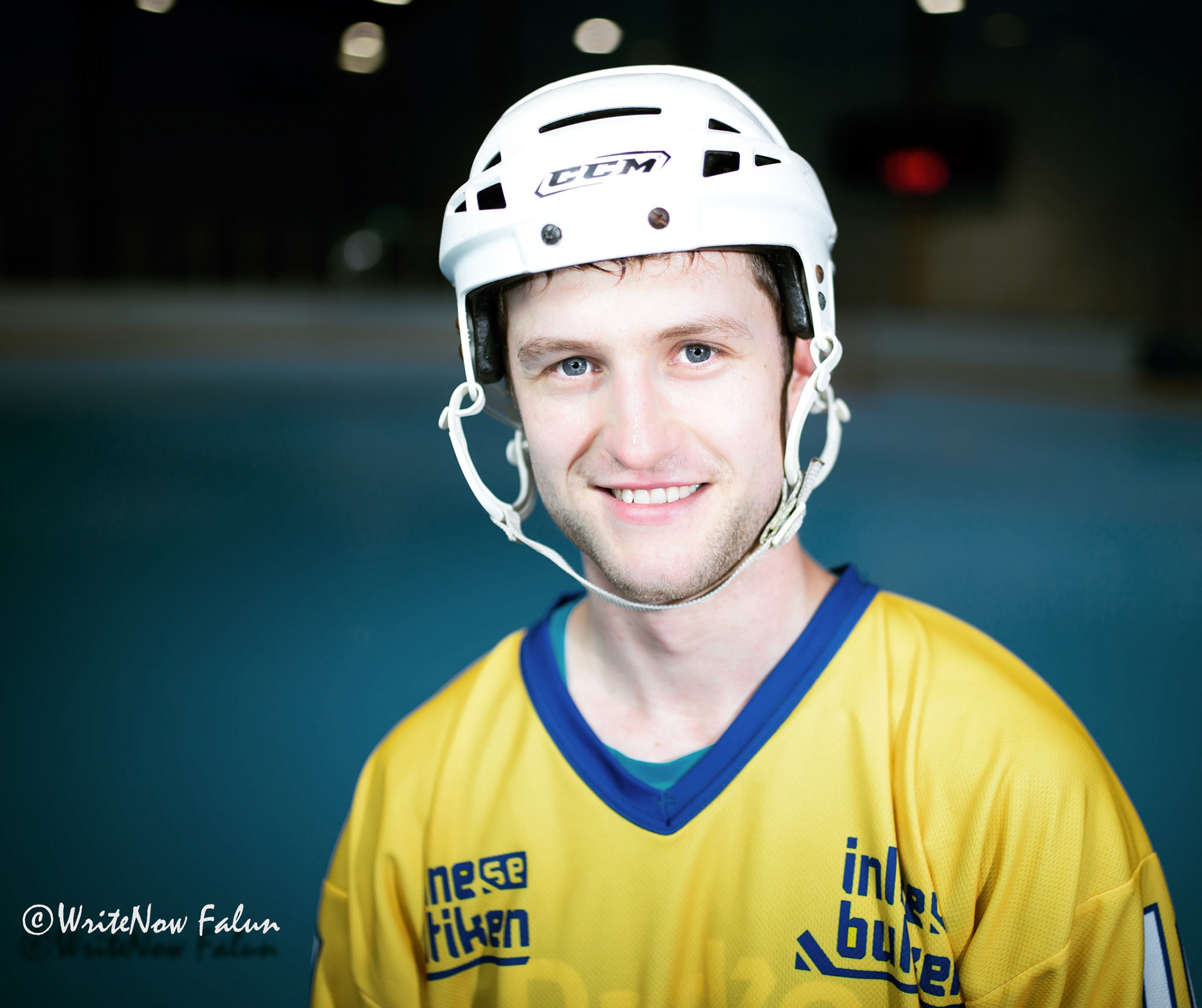 Filip Pettersson, rollerhockey coach/player.