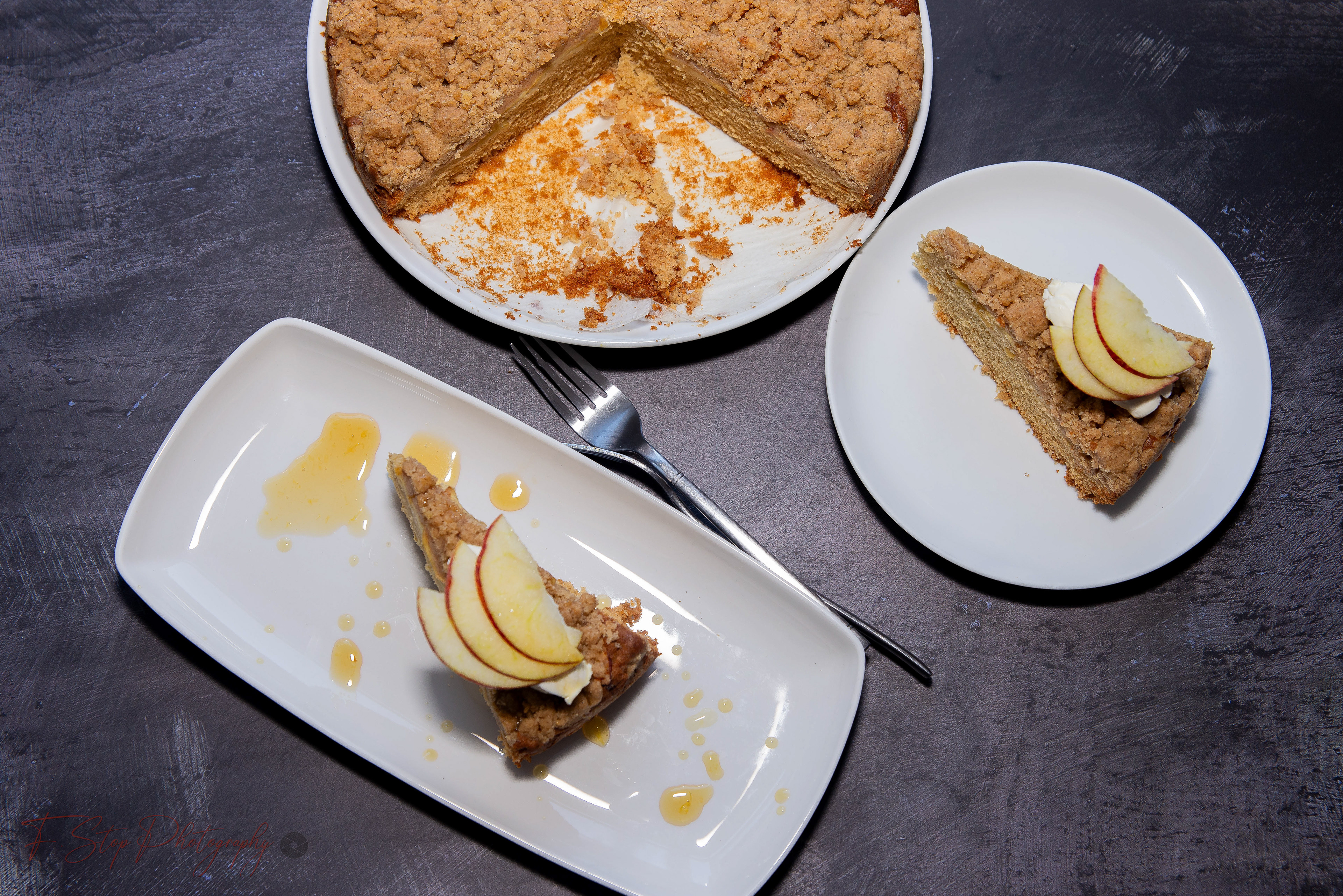 Cinnamon & Apple Crumb Cake