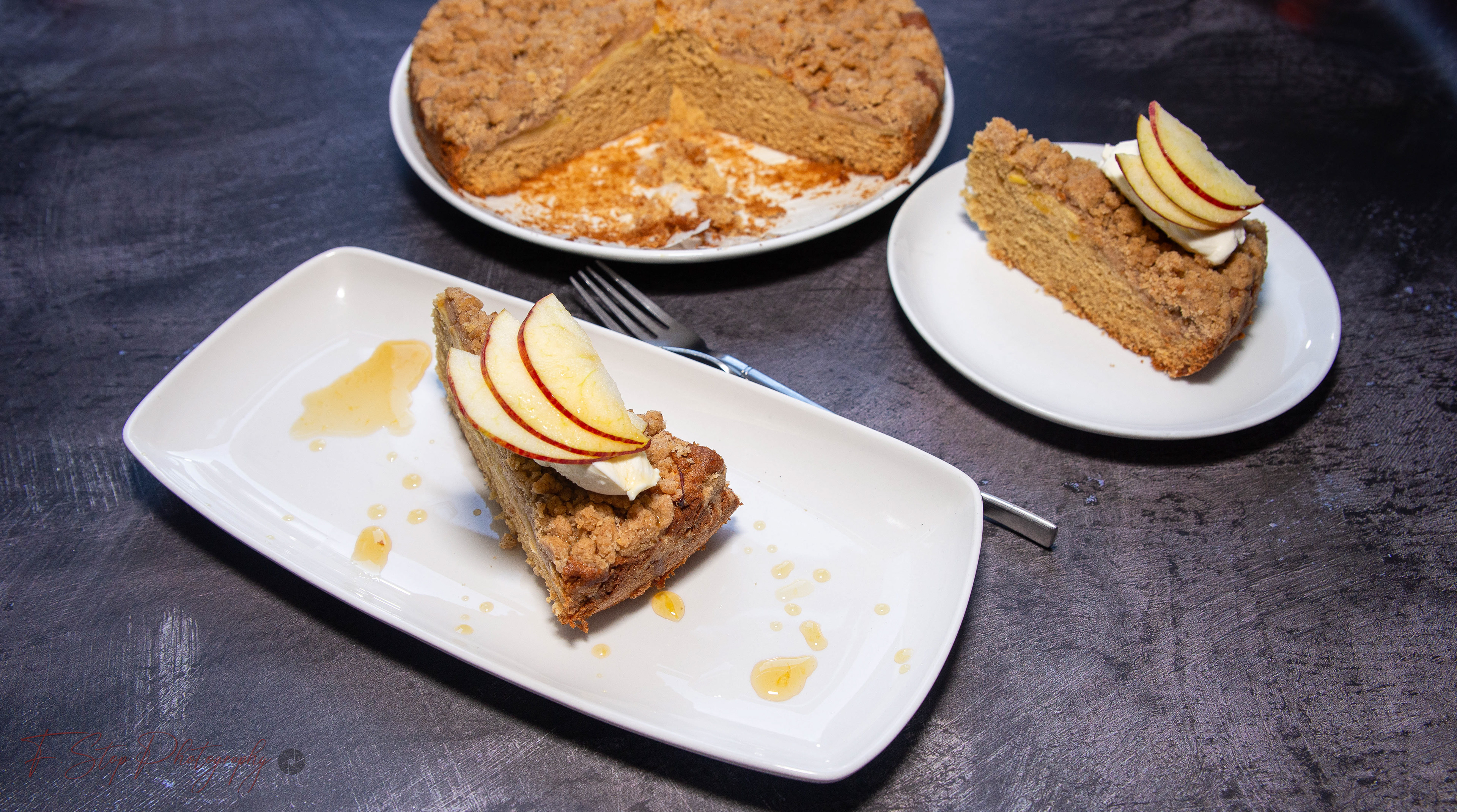 Cinnamon & Apple Crumb Cake