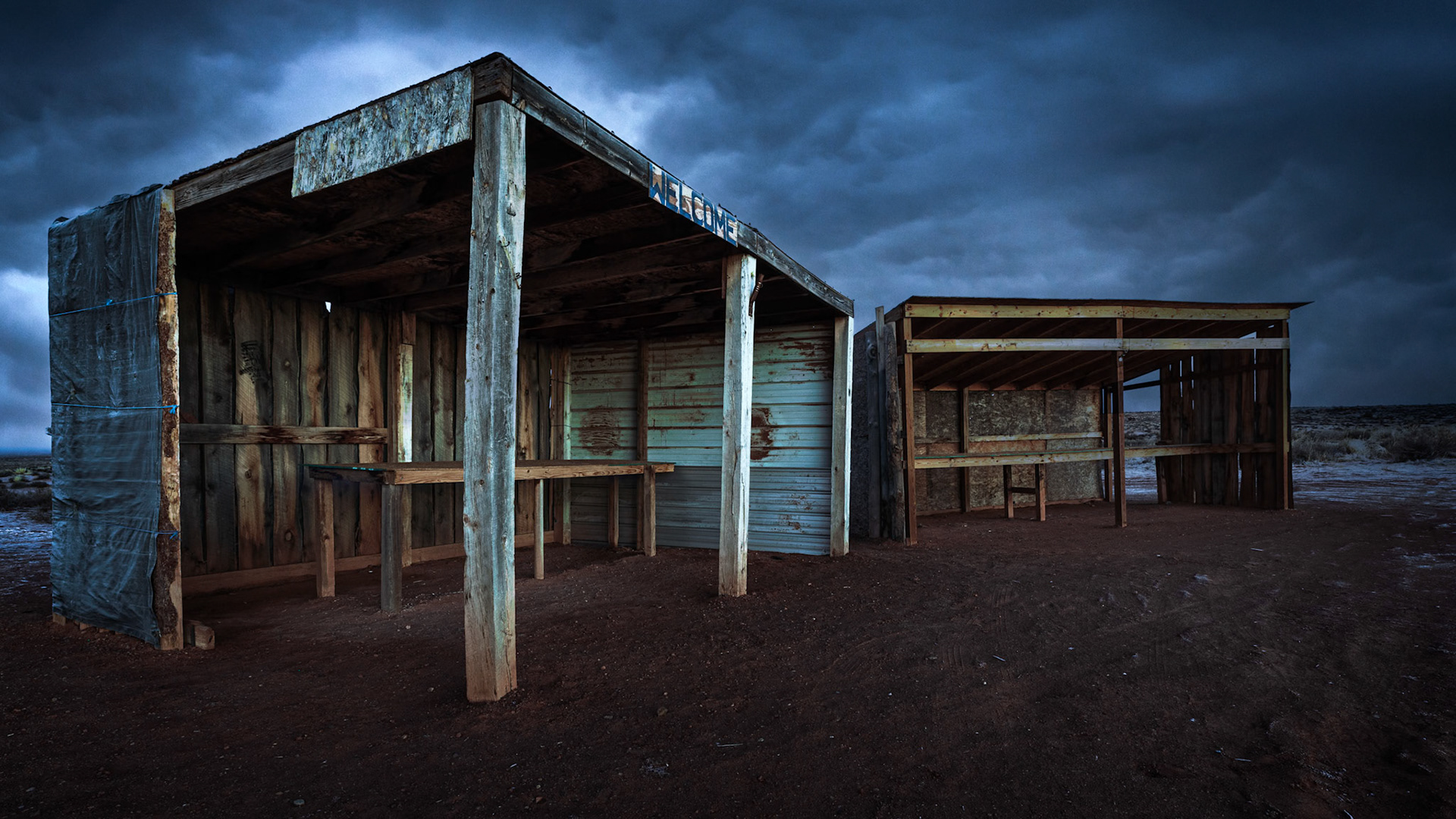 OFF SEASON | NORMALLY FULL OF NAVAJO WARES DURING TOURIST SEASON