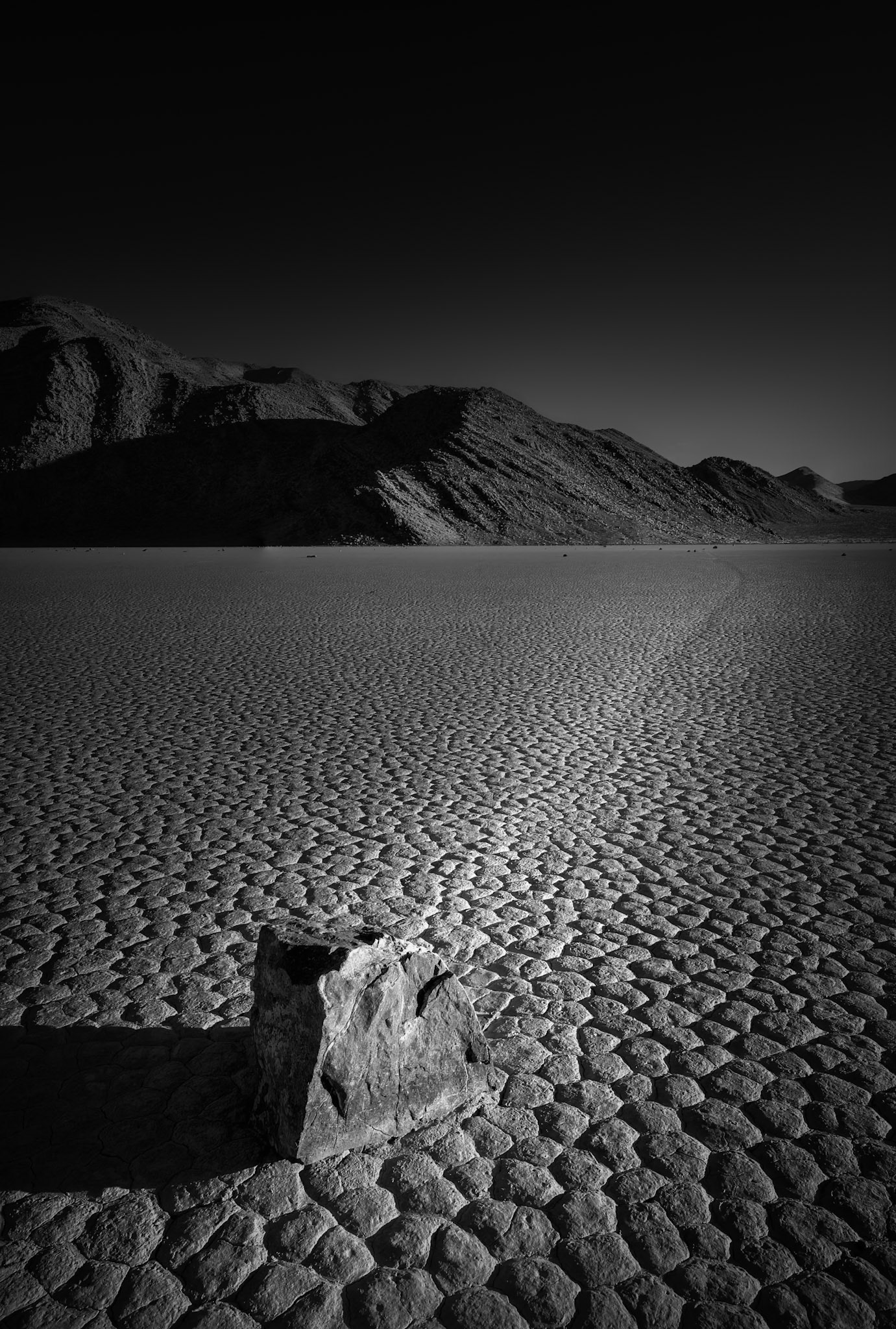 SAILING ROCKS OF RACETRACK PLAYA