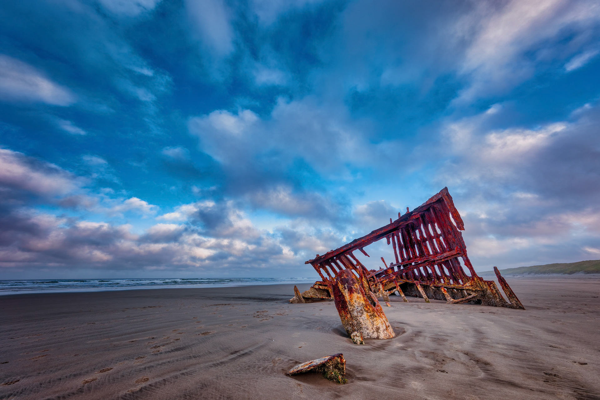 MASTS OF THE 1906 WRECK OF THE PETER IREDALE | OREGON