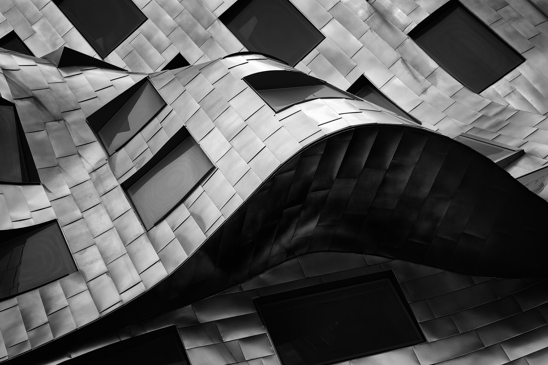 STEEL WAVES