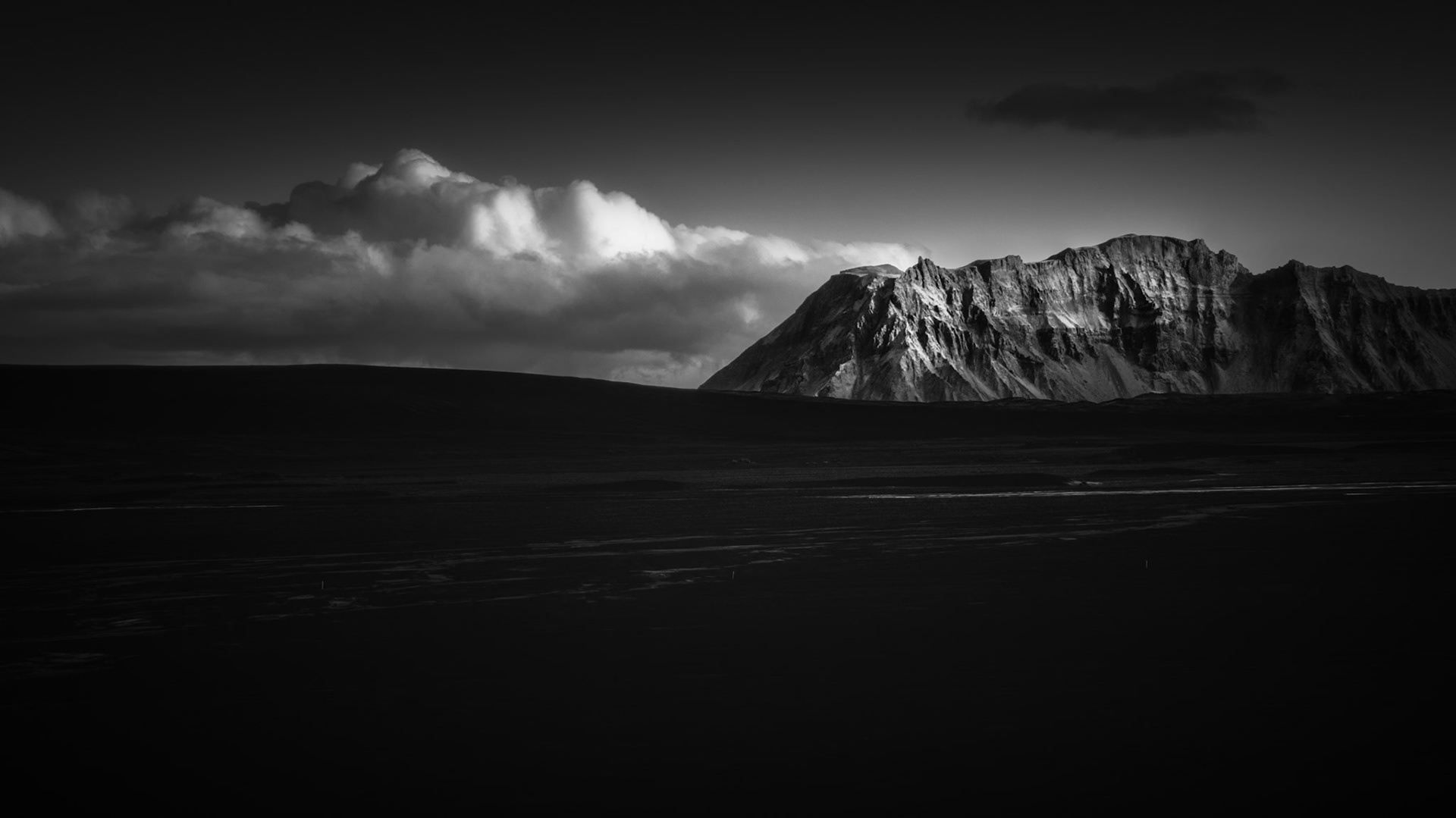 SHADOW AND FORM