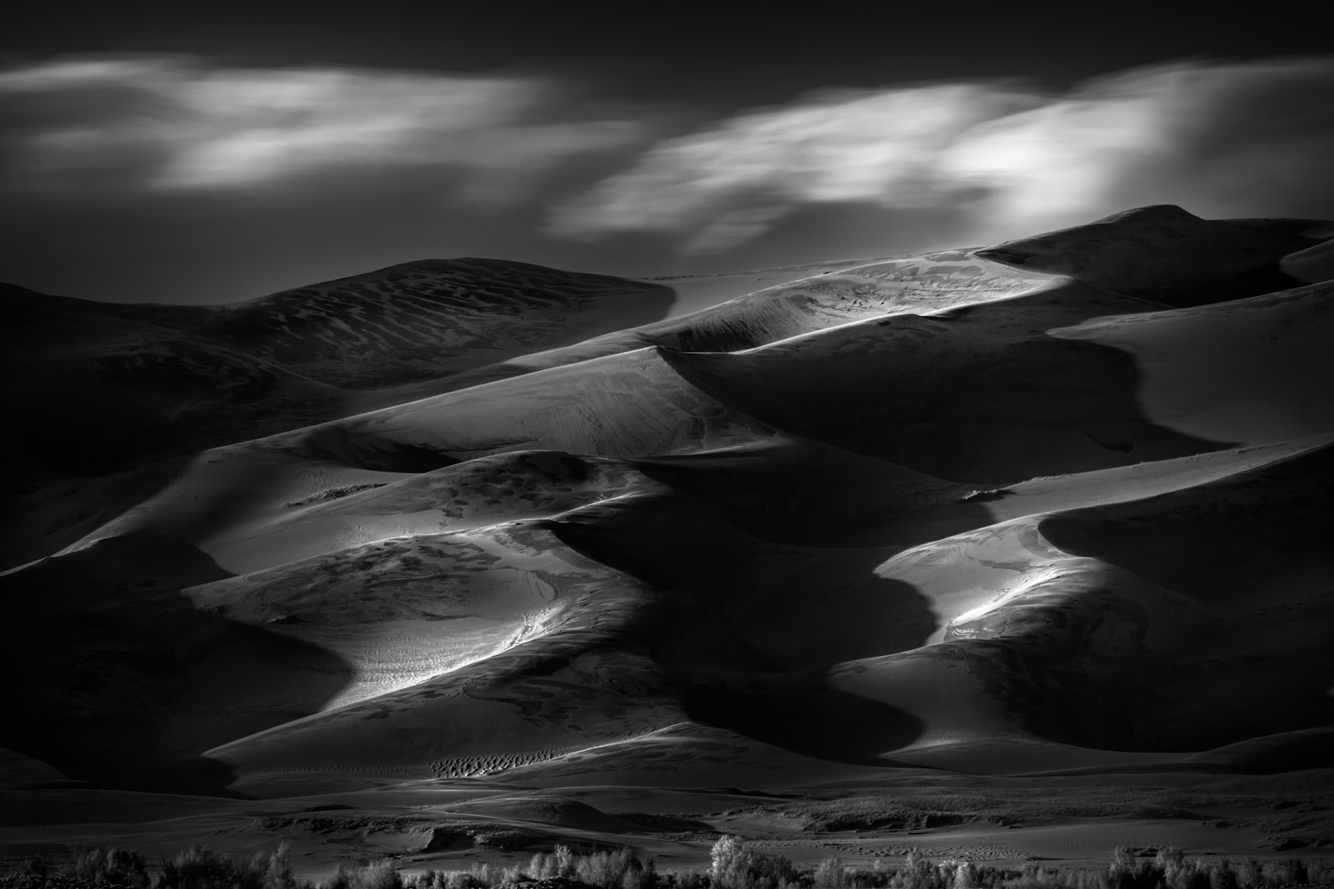 DUNES OF LIGHT