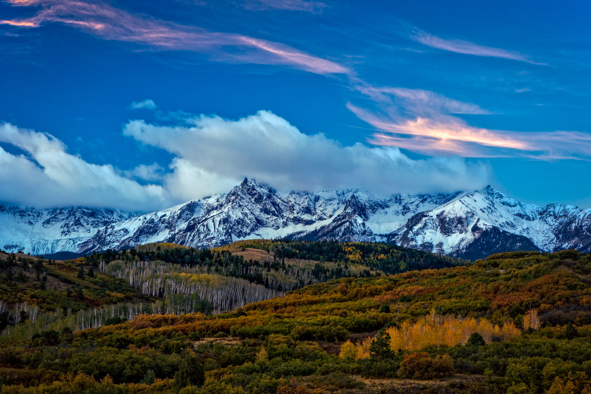 SUNRISE AT DALLAS DIVIDE