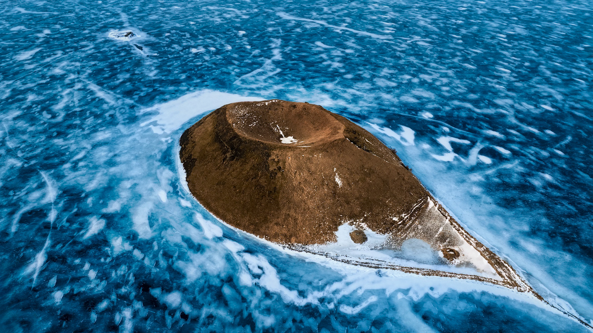 THE EYE OF WINTER