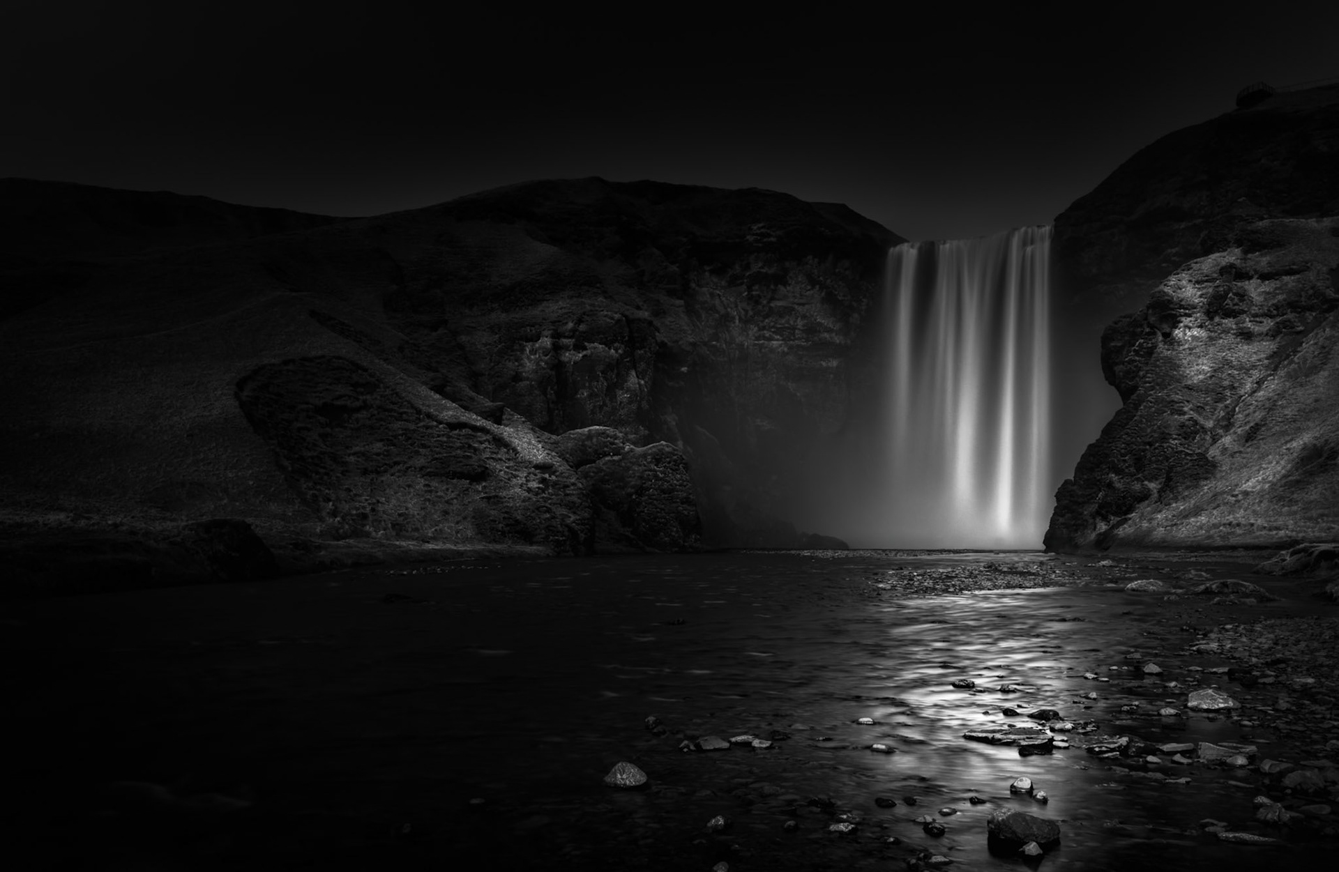 SHADOW AND FLOW