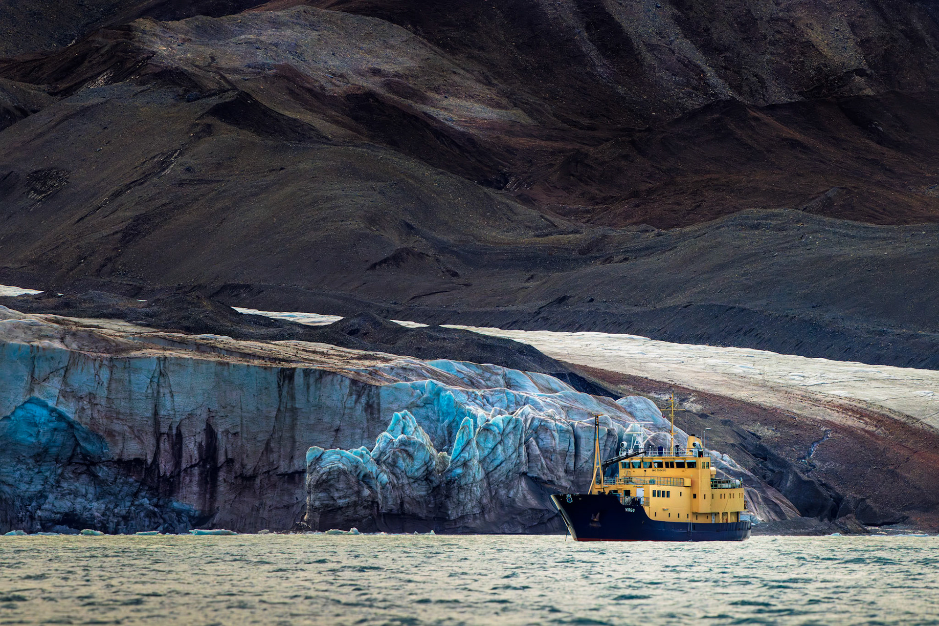 EDGE OF THE GLACIER