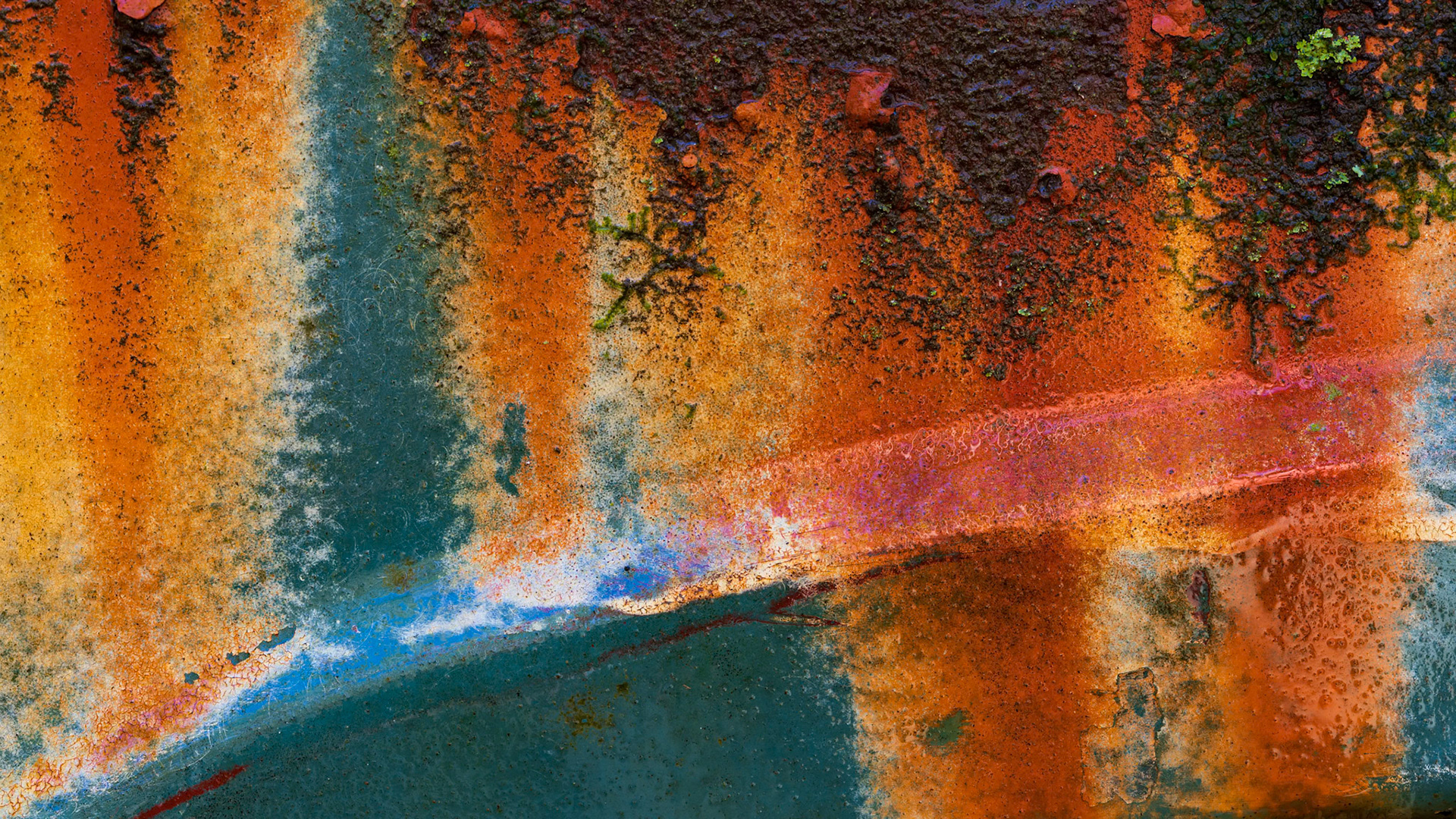 INDUSTRIAL PATINA DETAIL