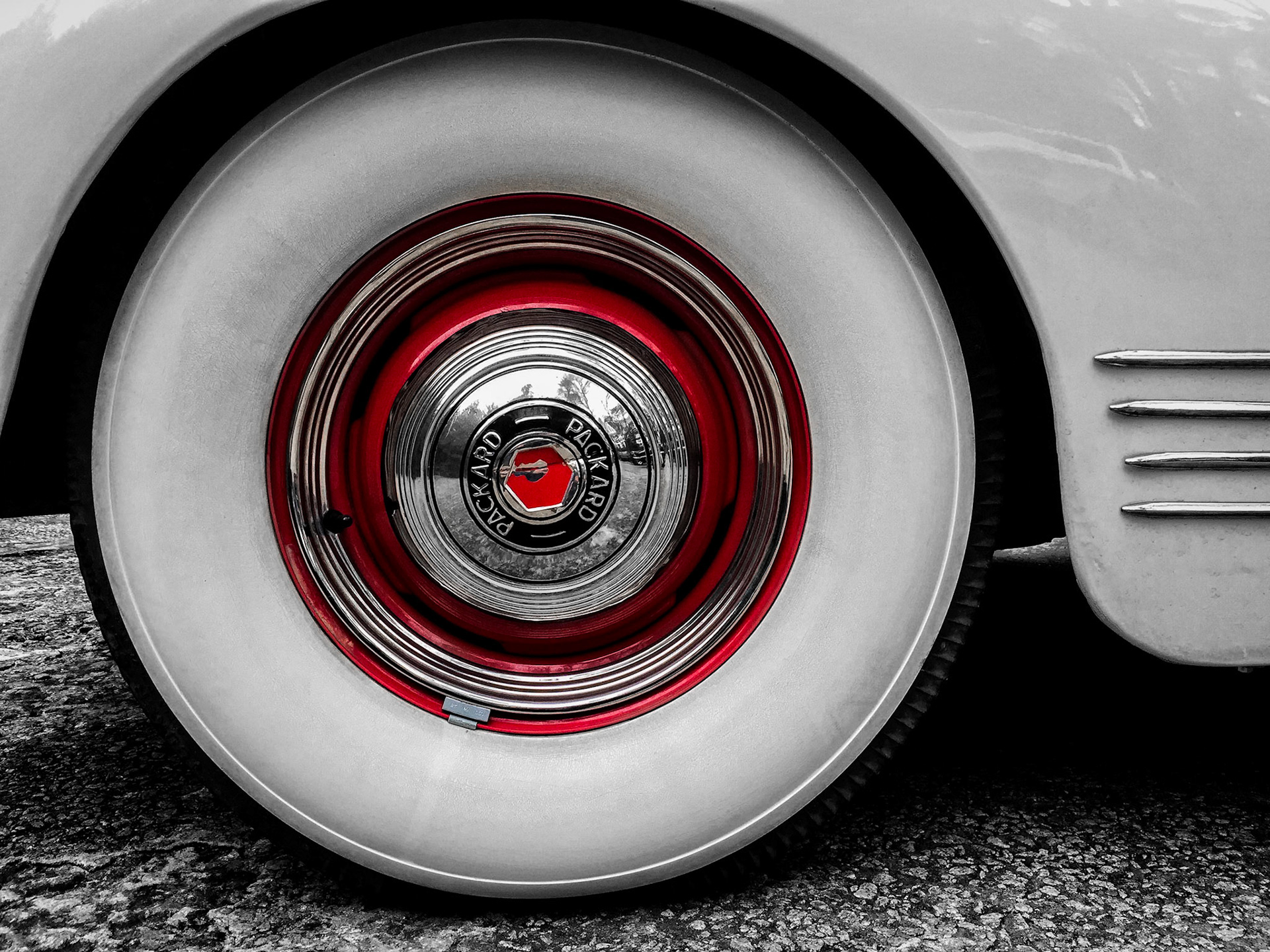 PACKARD RED WHEEL