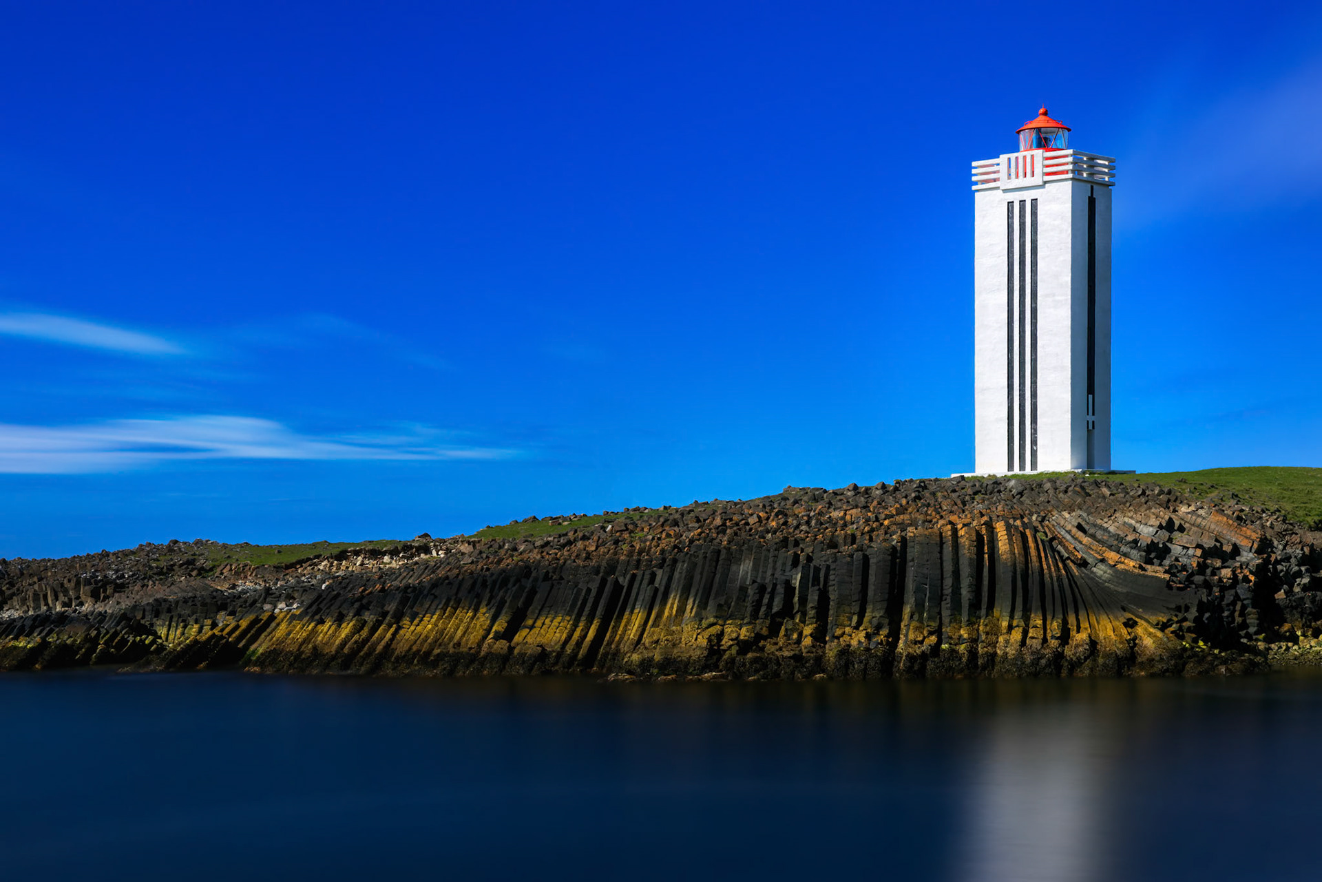 KALFSHAMARSVITI LIGHTHOUSE