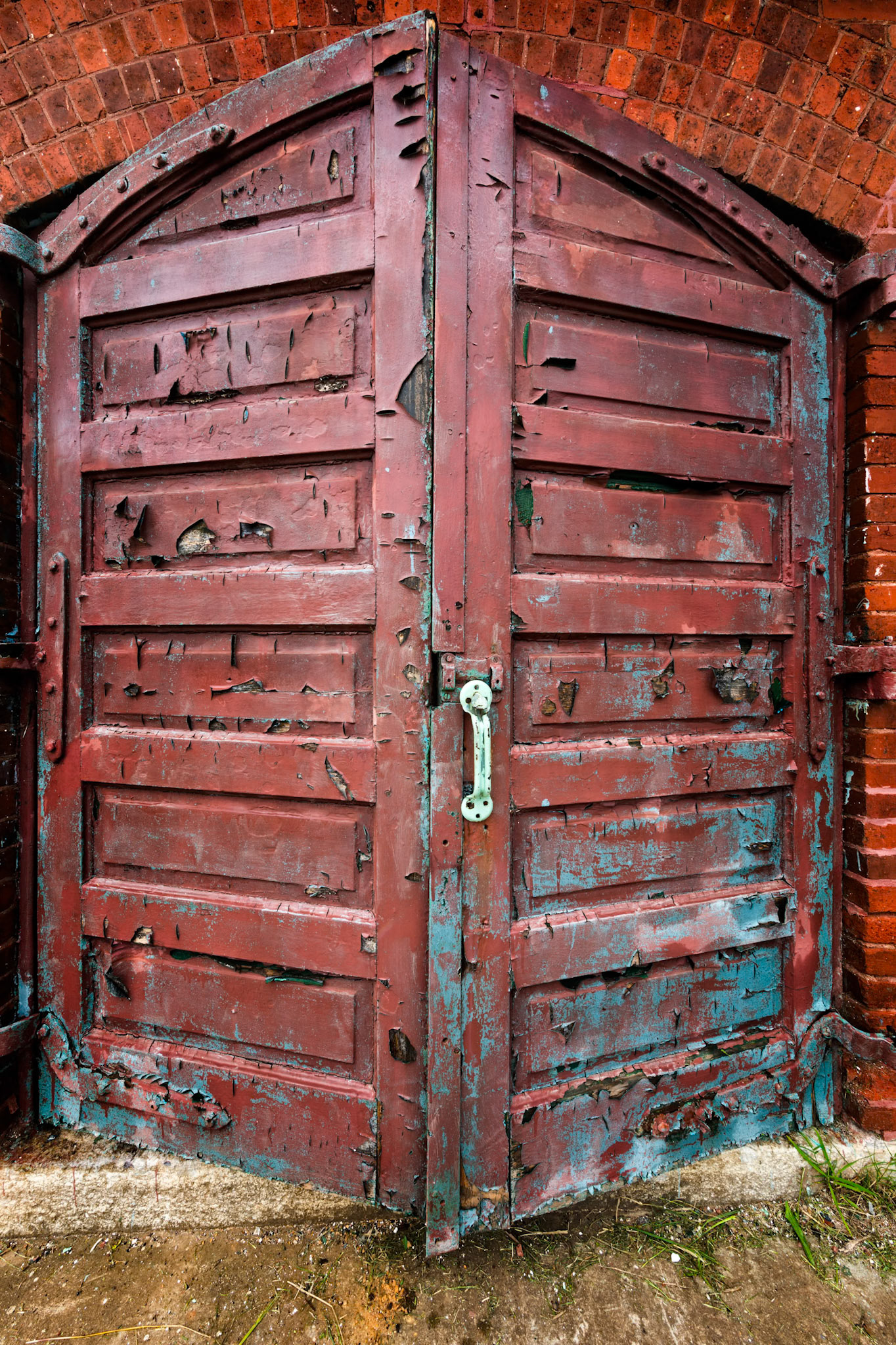 LINDALE MILL DOUBLE DOORS